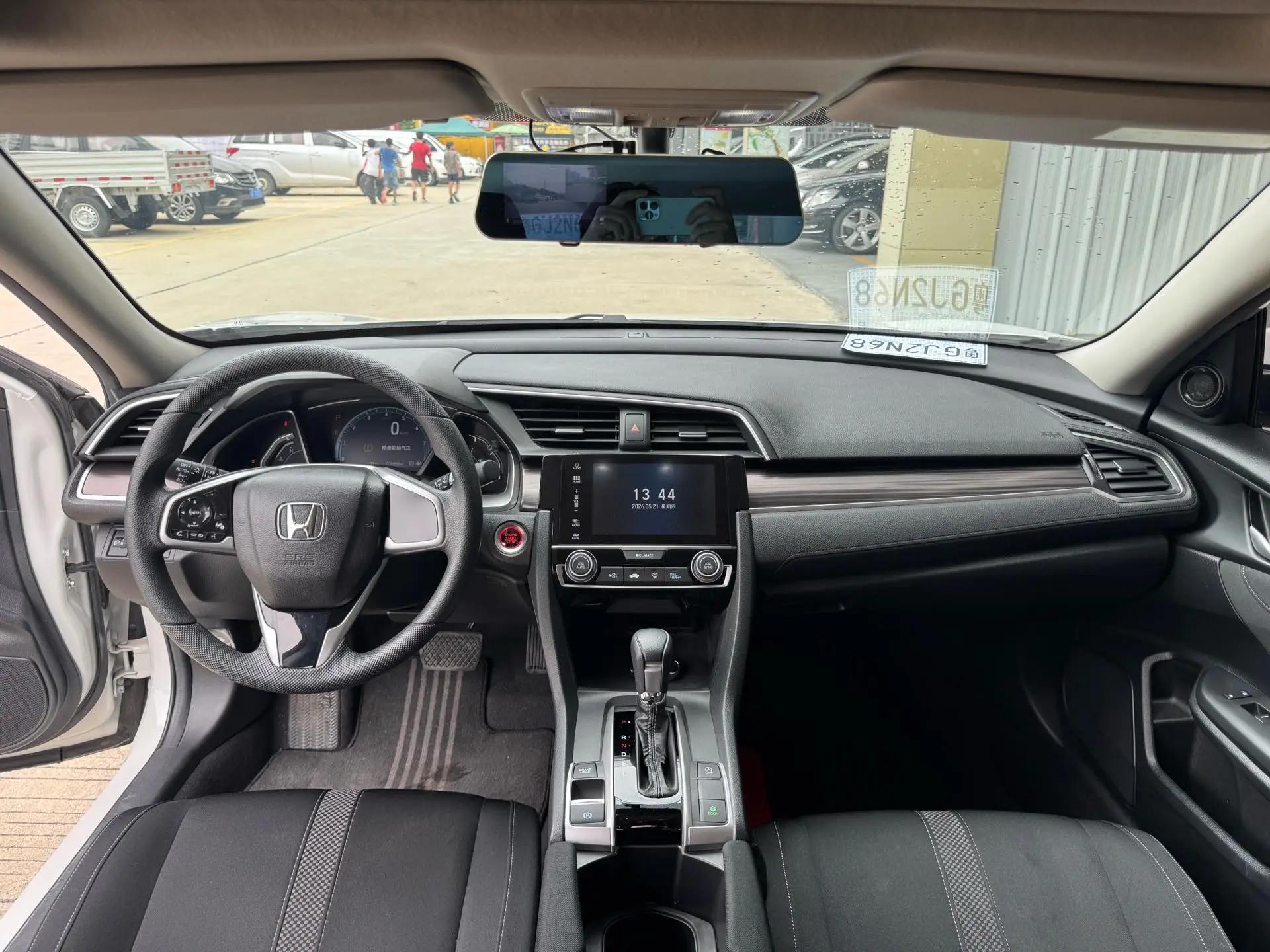 Civic 2019 220TURBO CVT Dynamic Edition National V 7