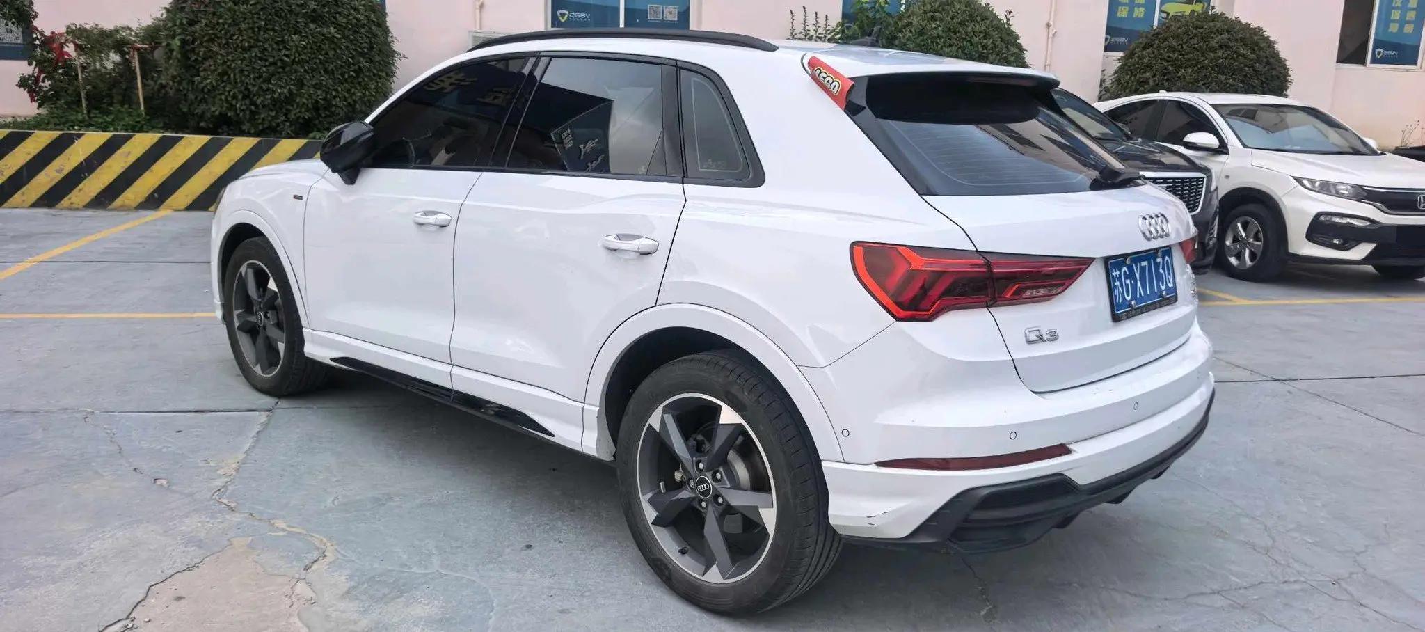 Audi Q3 2022 35 TFSI Fashion Dynamic 3