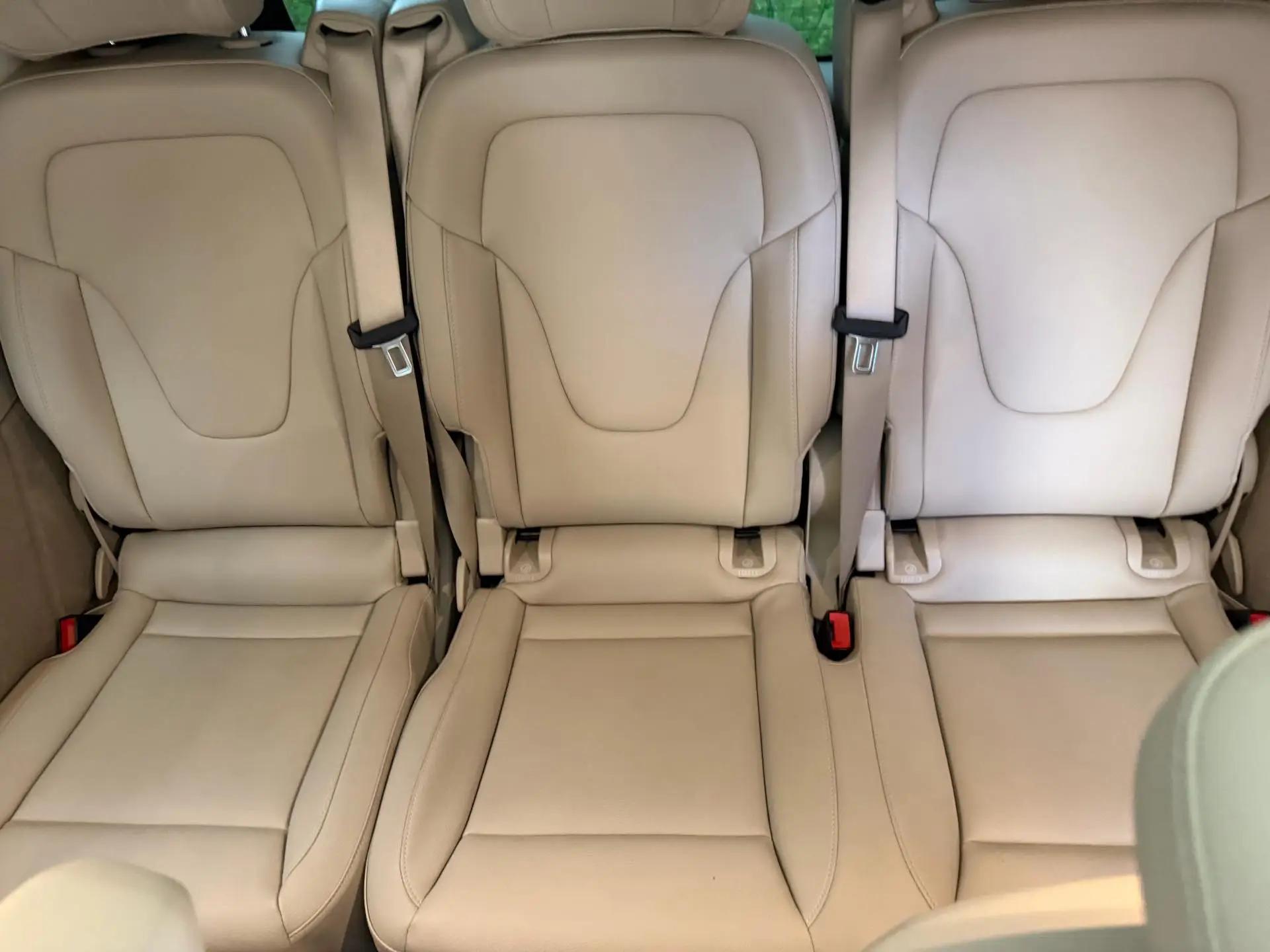 Mercedes Benz V 2022V 260 2.0T Premium Edition Automatic Gear 5