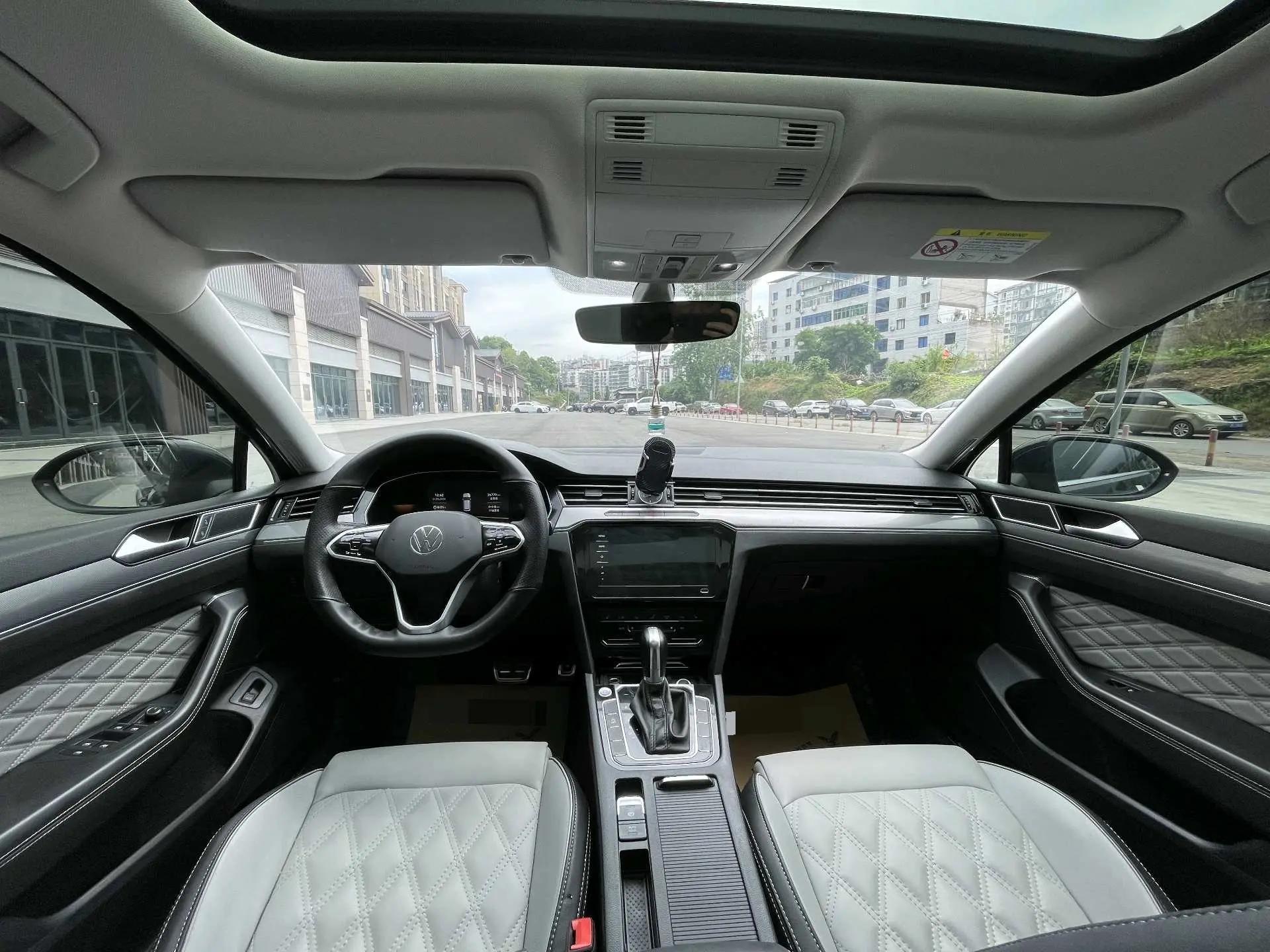 Volkswagen 2023 Magotan 2.0TSI 330TSI 2 Million Units Commemorative Edition Leading Model Automatic 7