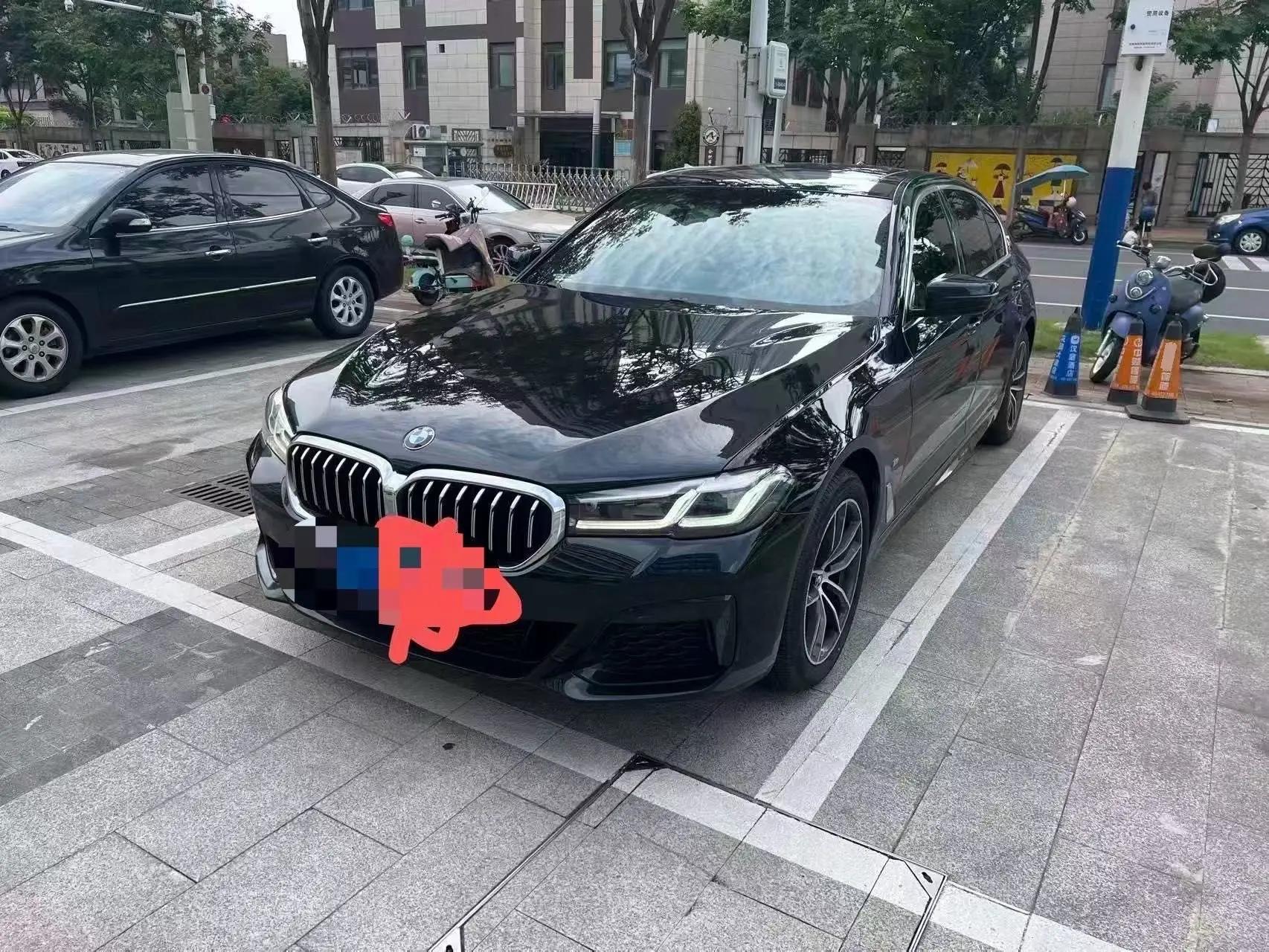 BMW 5 Series 2021 525Li M Sports Suit