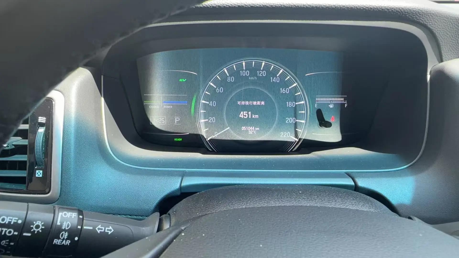 Odyssey 2021 2.0L Sharp Premium Edition 4