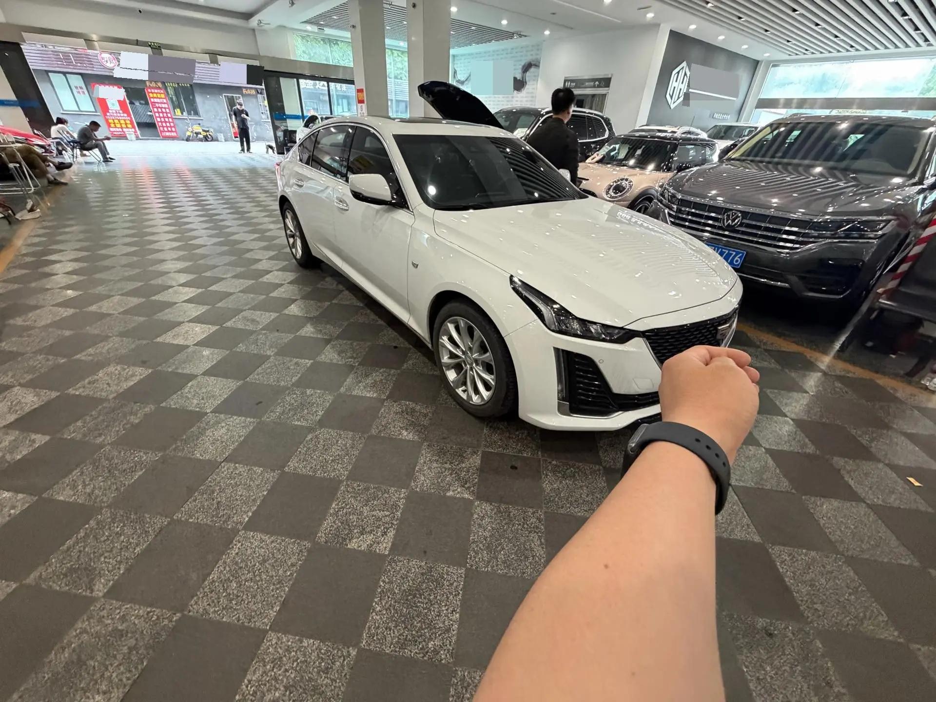 Cadillac CT5 2022 28T Luxury Model 2