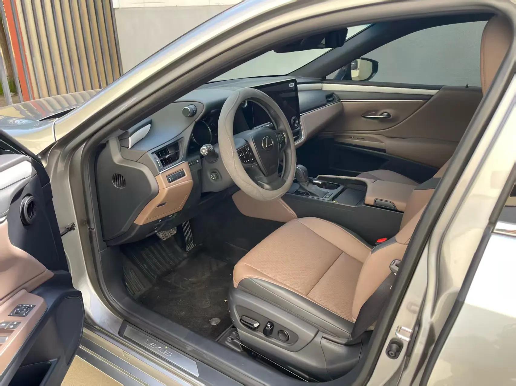 Lexus ES (Imported) 2025 ES200 2.0 CVT Prestige Edition Automatic 7