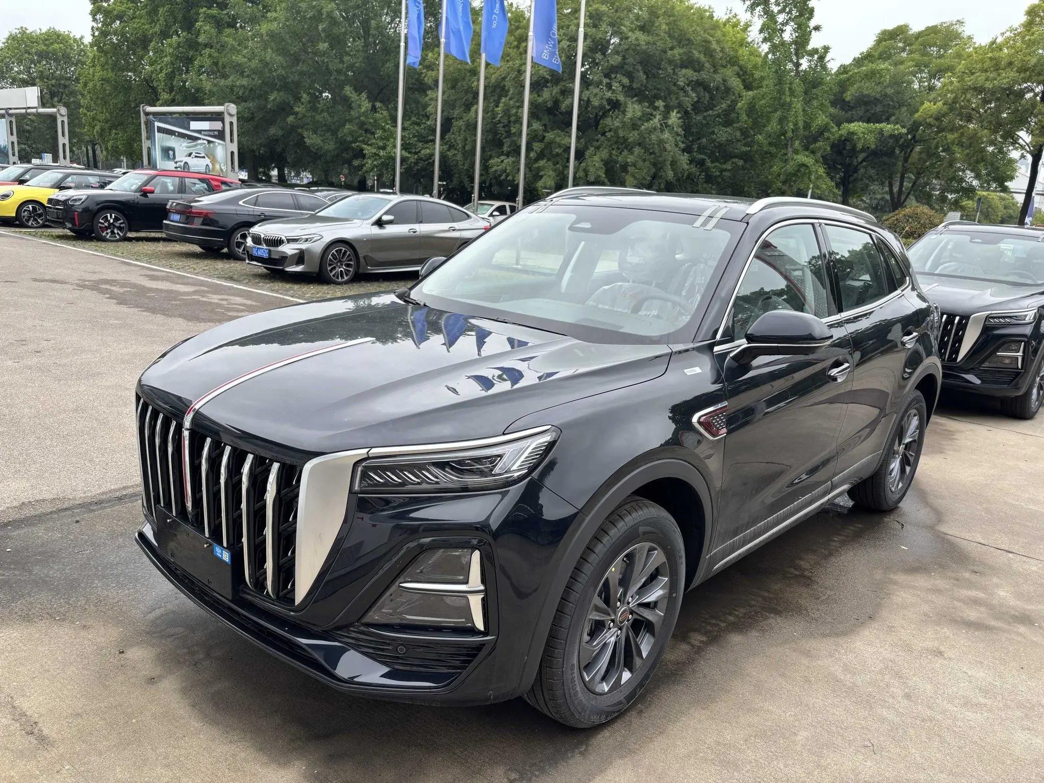 Open image lightbox: HongQi 2026 HS5 2.0T Two-Drive Flag Enjoy Pro Edition Automatic Gear