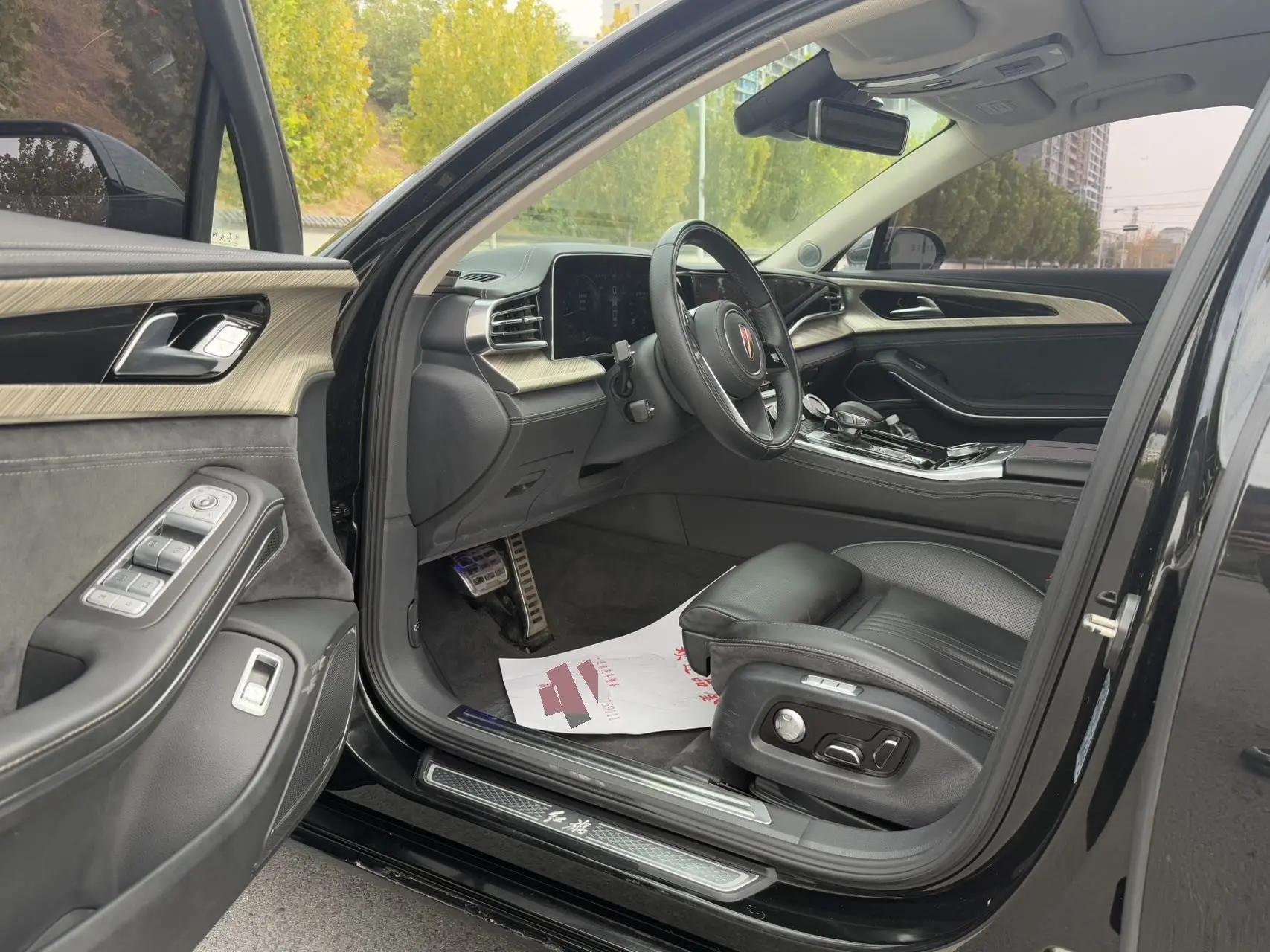 HongQi H9 2020 2.0T Zhilian Qichang Edition 6
