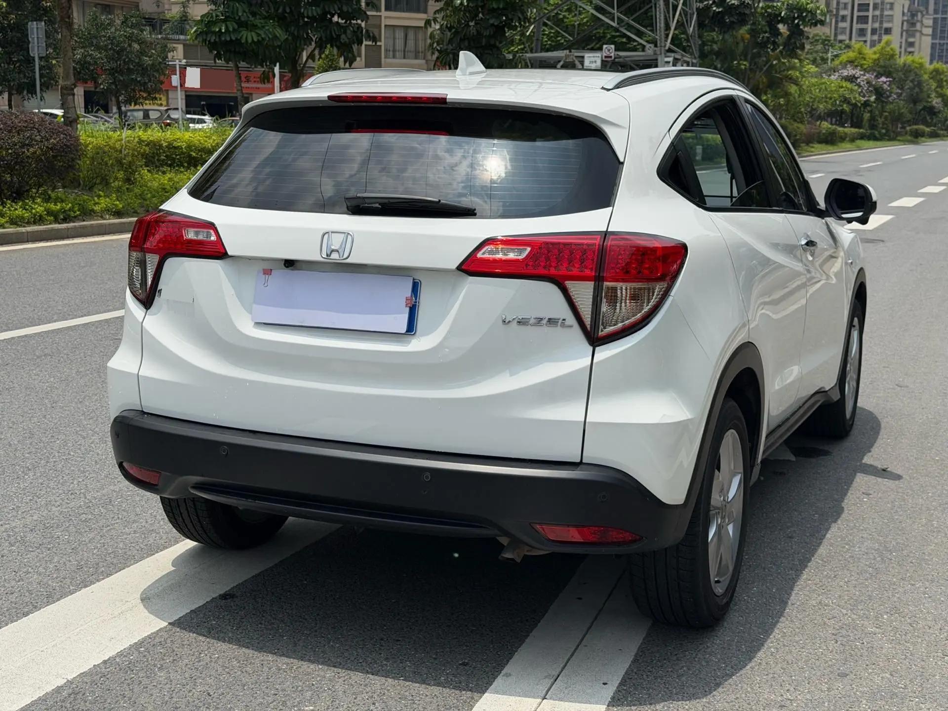 Vezel 2022 1.5L CVT Elite Smart Edition 5