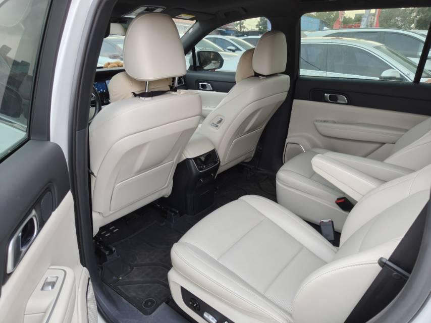 Li ONE 2021 extended 6-seat version 3