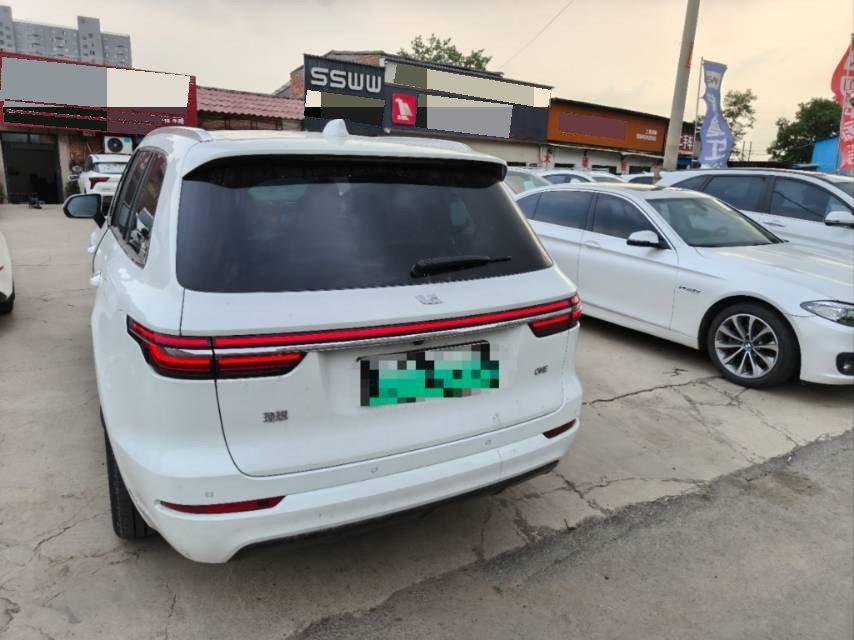 Li ONE 2021 extended 6-seat version 4