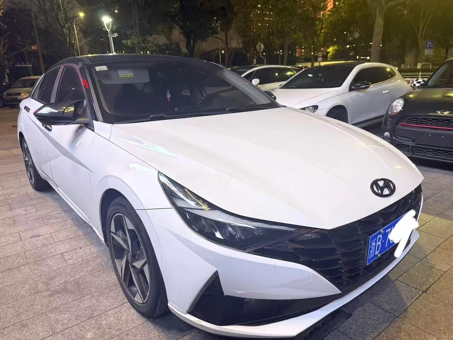 Elantra 2021 240TGDi DCT LUX Premium Edition 3