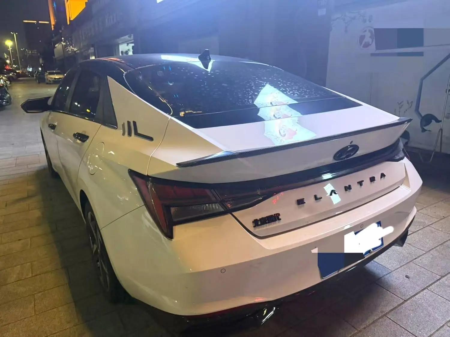 Elantra 2021 240TGDi DCT LUX Premium Edition 9