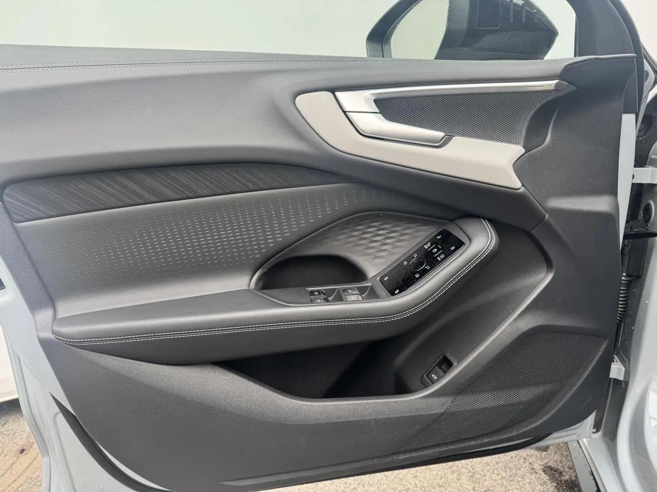 Audi A5L 2026 2.0T Sport Plus 8