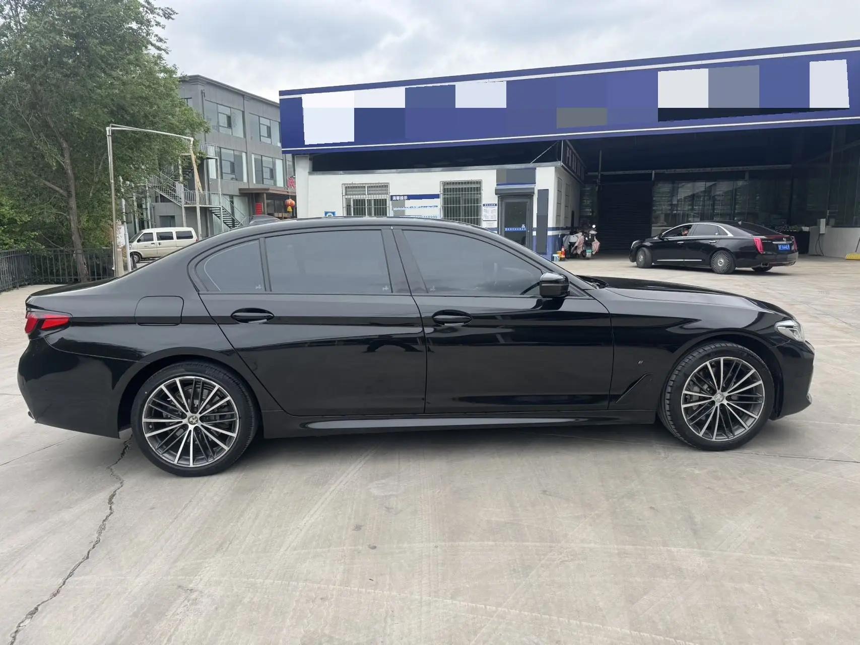 BMW 5 Series 2021 530Li xDrive M Sports Kit 4