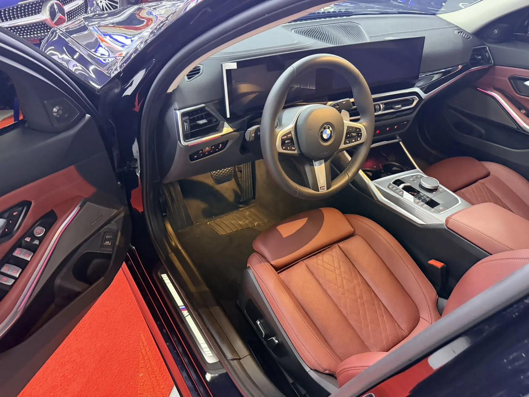 BMW 3 Series 2024 Model 325Li 2.0T M Sport Night Edition Automatic 3