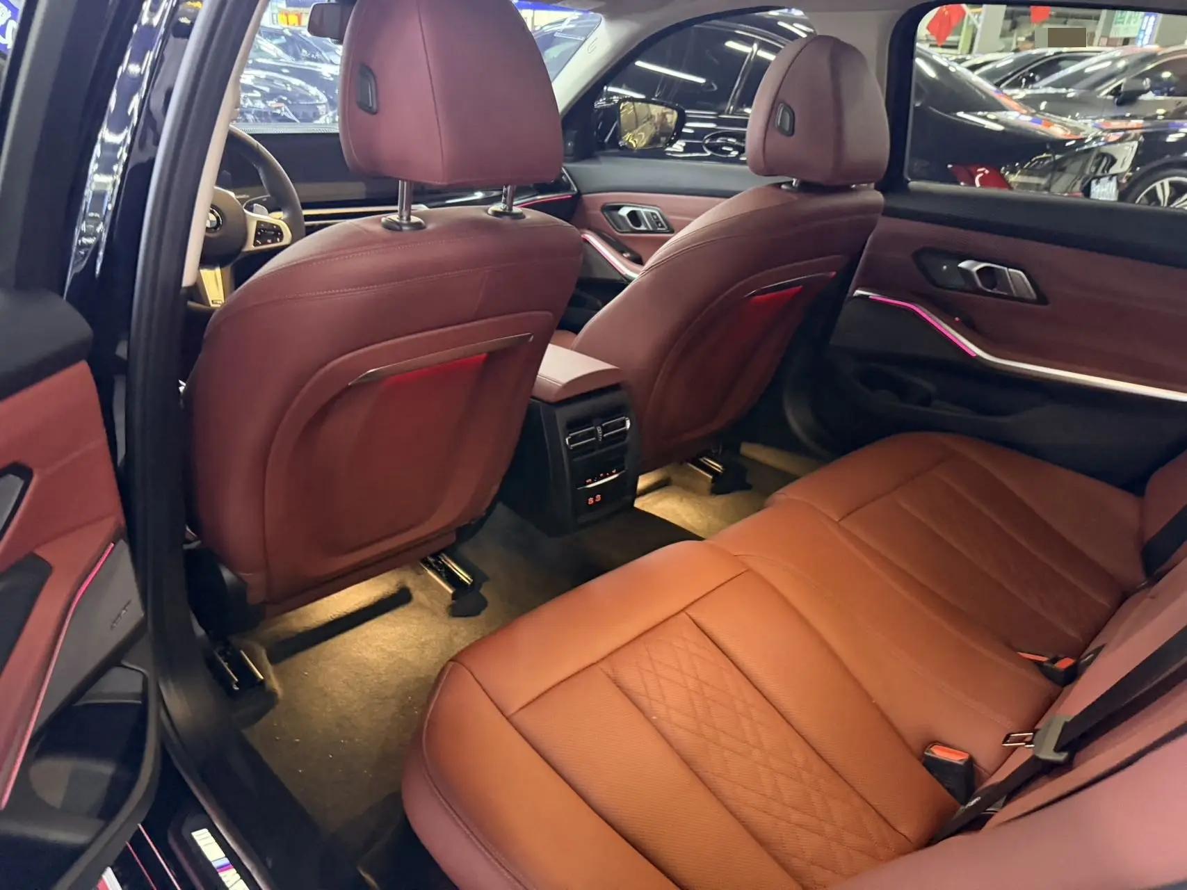 BMW 3 Series 2024 Model 325Li 2.0T M Sport Night Edition Automatic 4