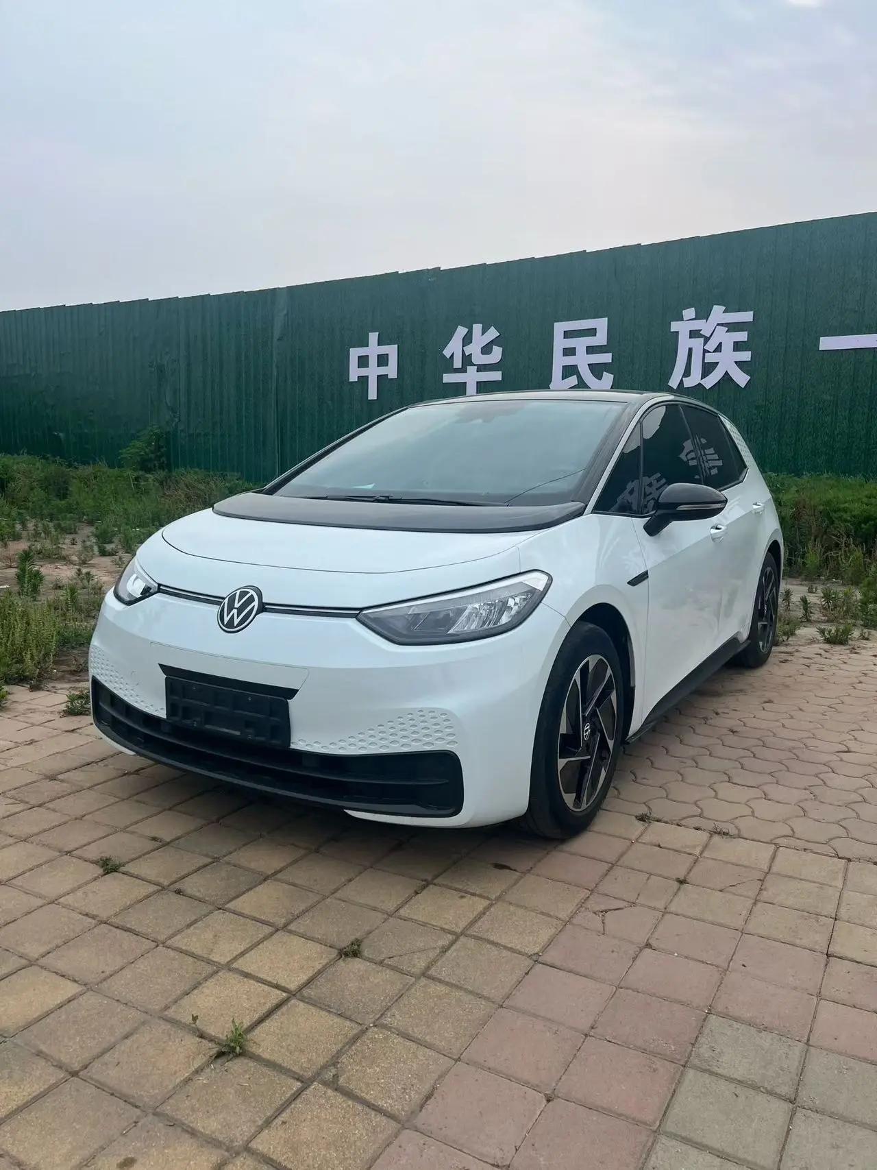 Volkswagen 2023 ID. 3 Upgraded Pure Smart Edition, Automatic Transmission
