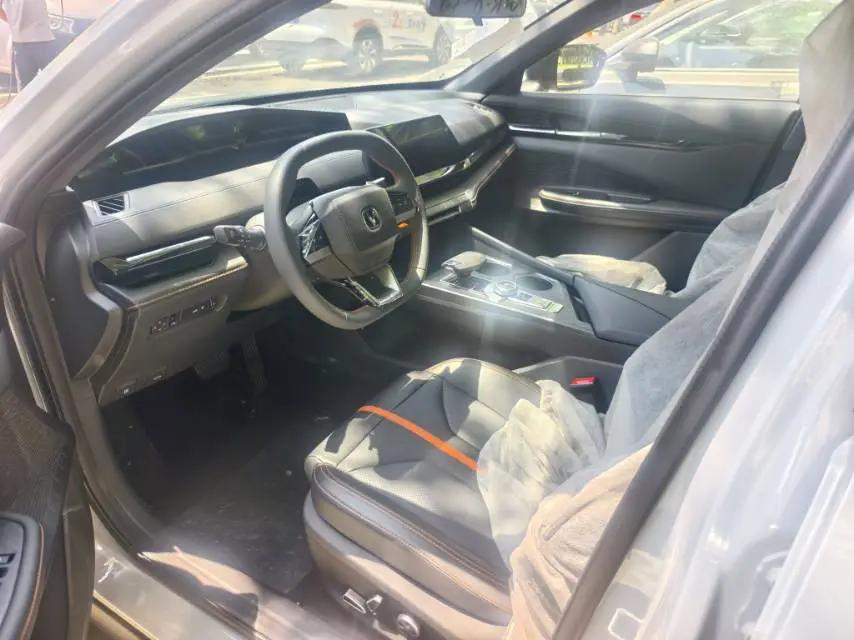 ChangAn 2024 UNI-V 1.5T Prestige Automatic 7