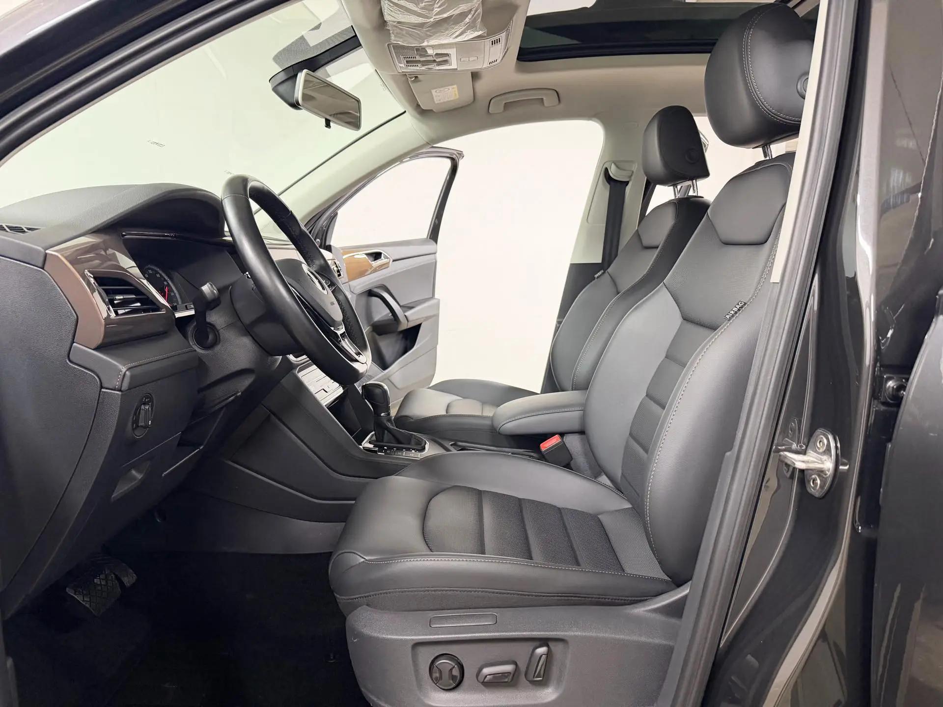 Tougu 2021 280TSI Front-Wheel Drive Luxury PLUS Edition 6