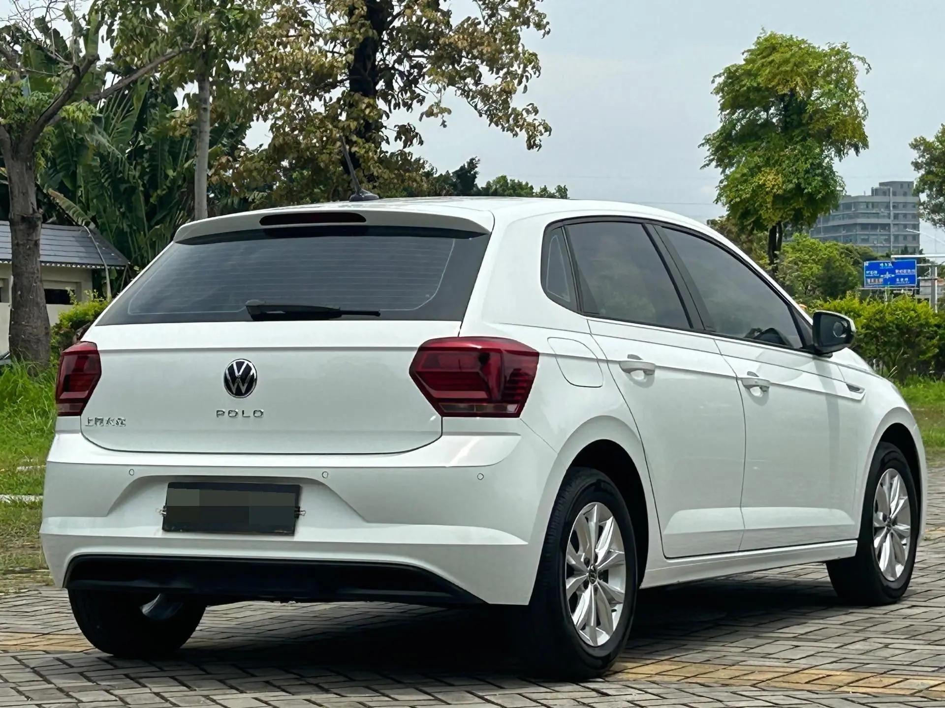Volkswagen 2023 POLO Plus 1.5 Colorful Tech Edition Automatic 3