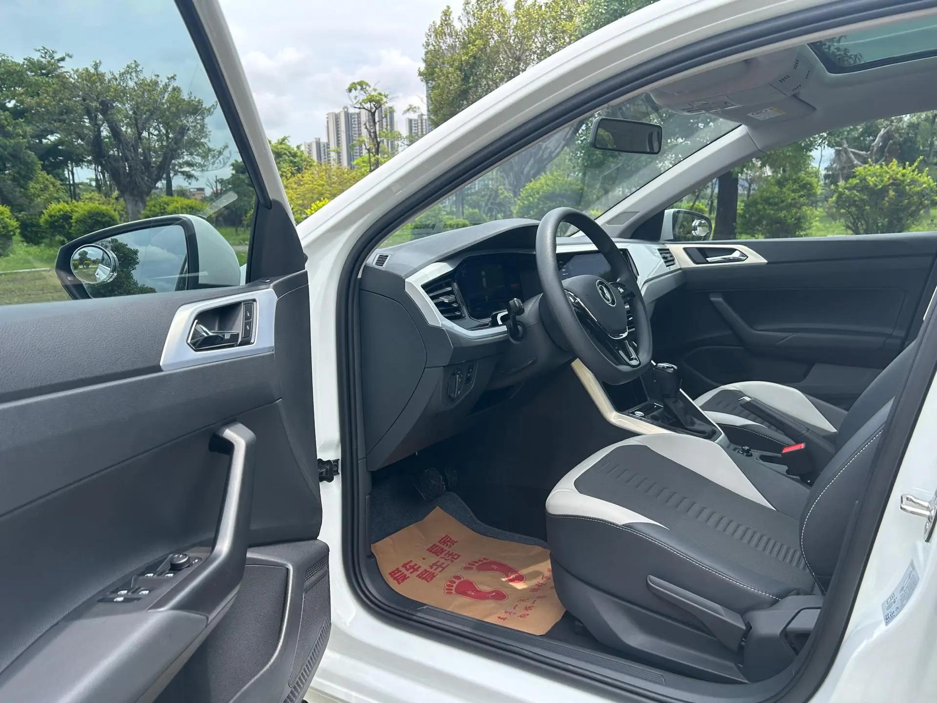 Volkswagen 2023 POLO Plus 1.5 Colorful Tech Edition Automatic 6