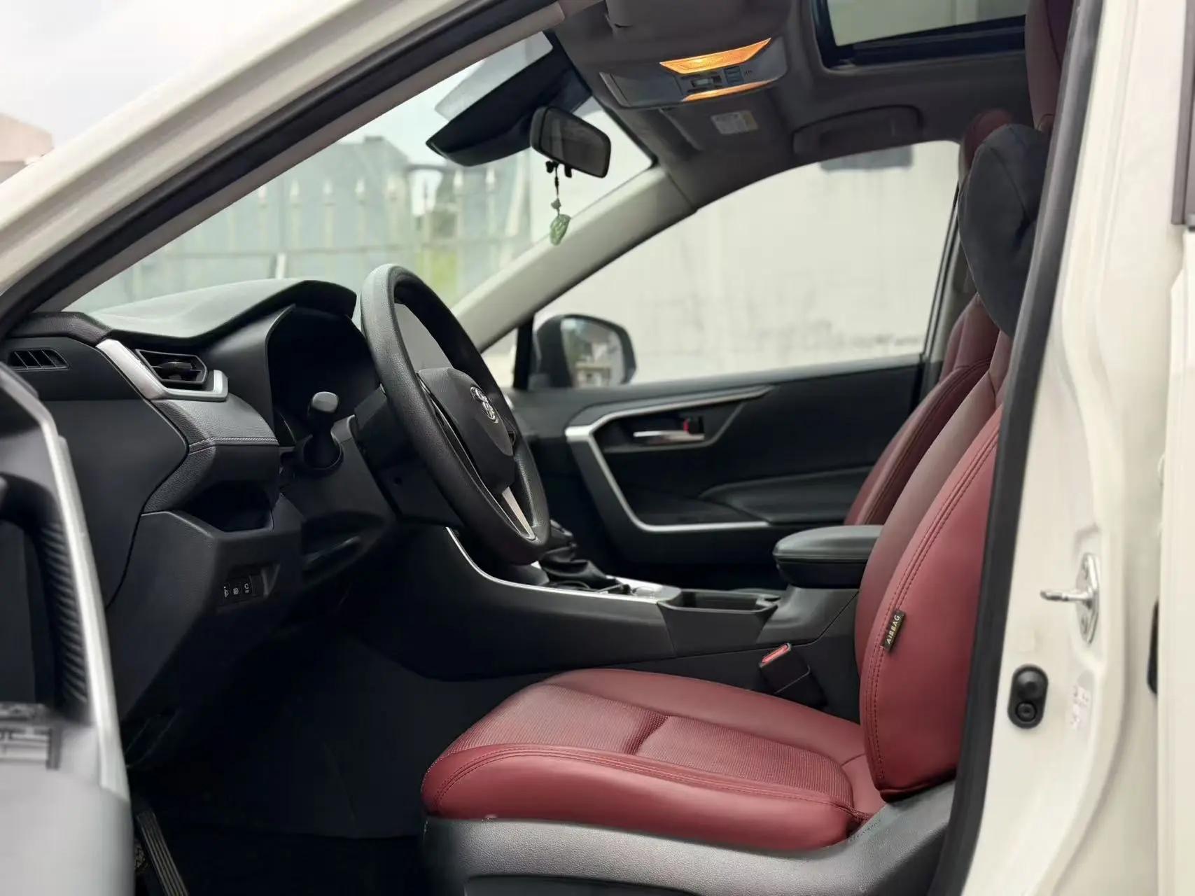 RAV4 Rongfeng 2020 2.0L CVT Two-Drive Fashion Edition 5
