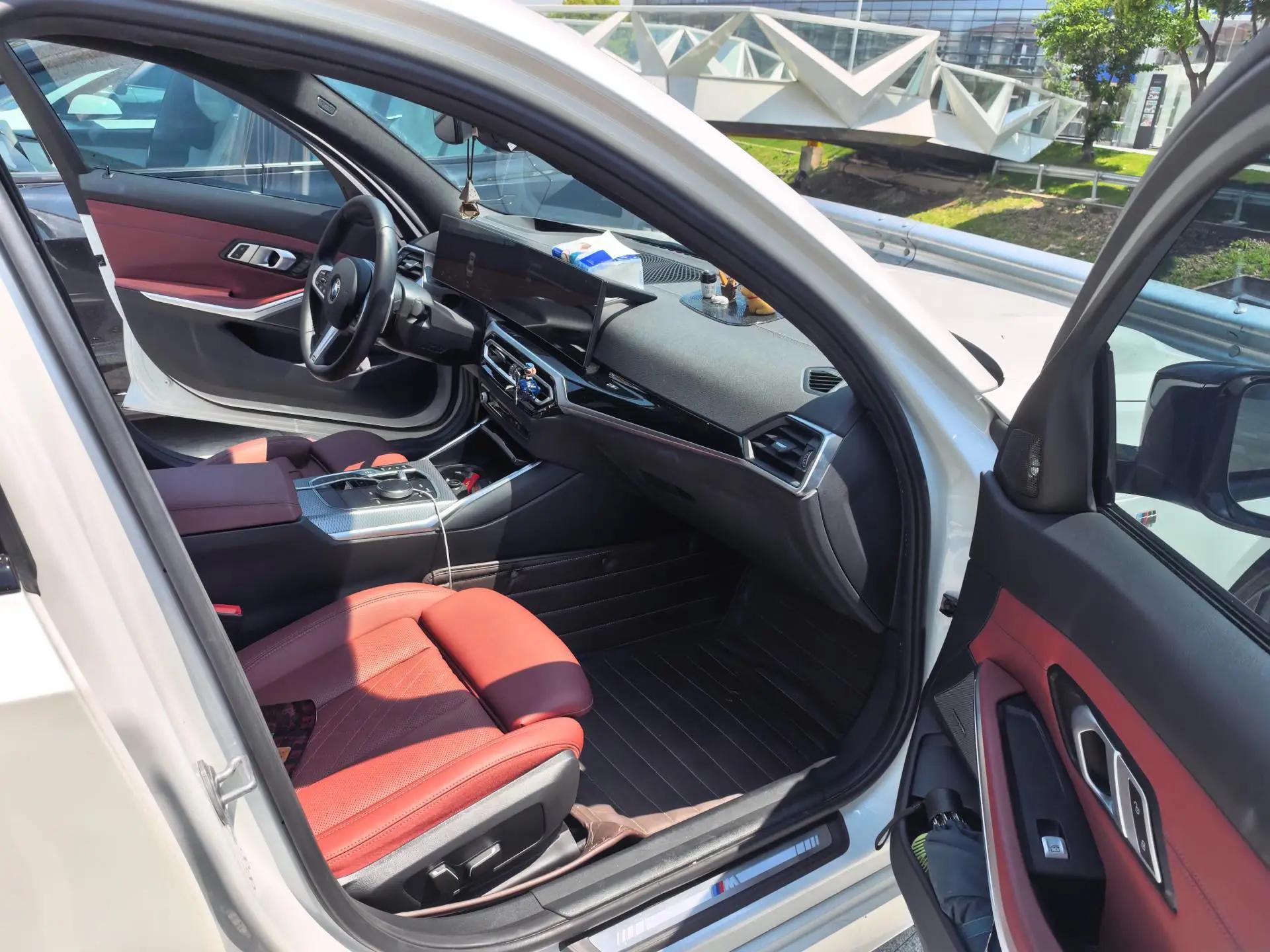 BMW 3 Series 2024 Model 330i 2.0T M Sport Night Edition Automatic 4