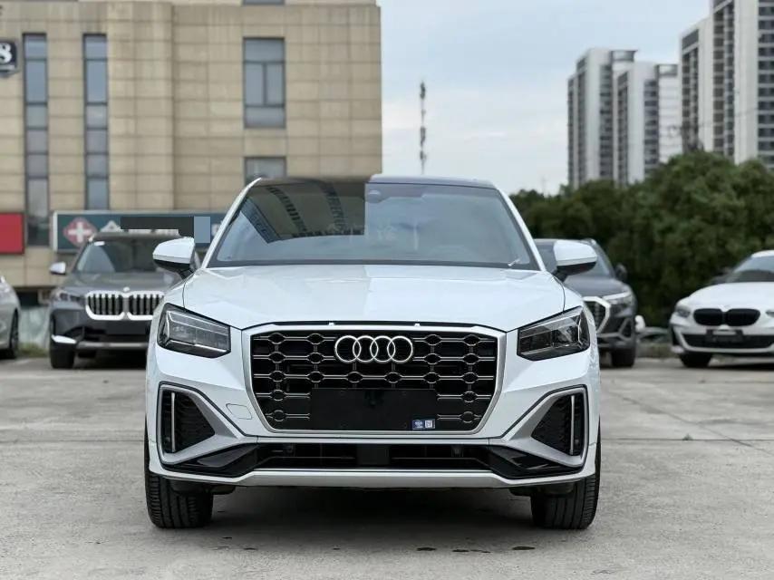 Audi Q2L 2022 35 TFSI Fashion Dynamic 2