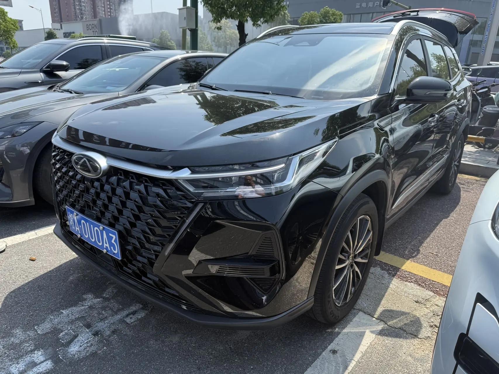 Chery 2025 Ruihu 8 PRO 1.6T 290T Two-Drive Luxury Automatic
