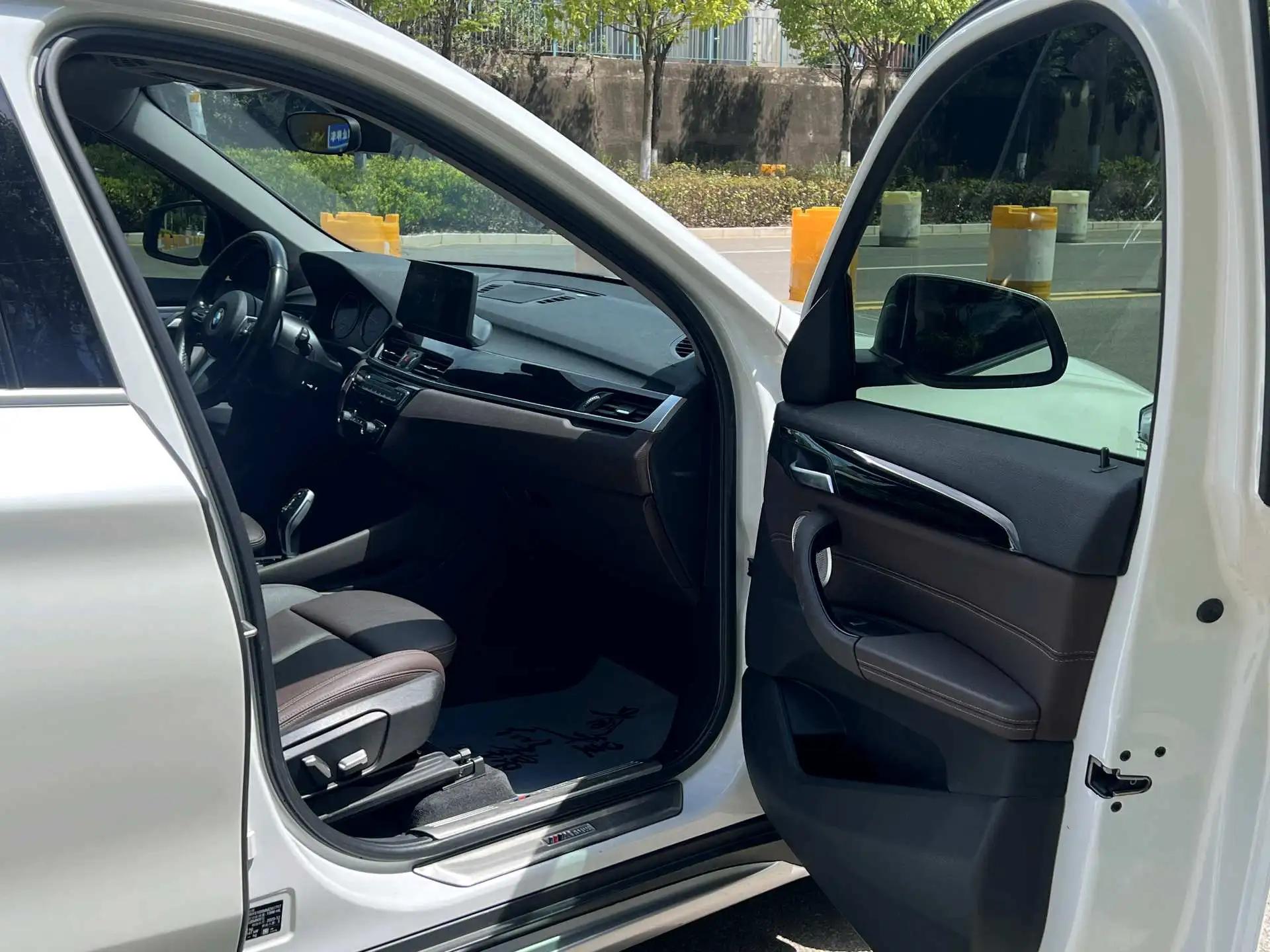 BMW X1 2021 sDrive25Li Leading Model 8