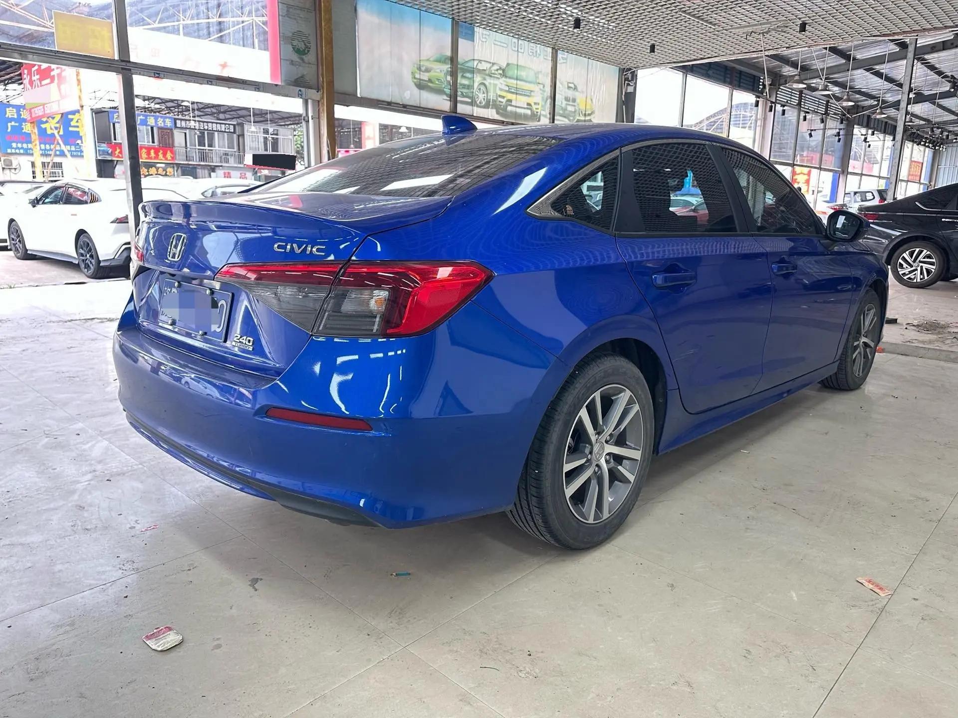 Civic 2022 240TURBO CVT Dynamic Edition 6