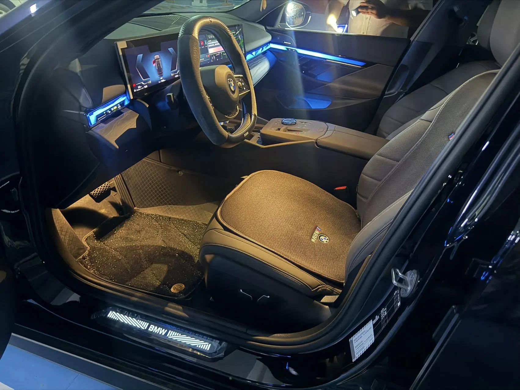 BMW 5 Series 2025 530Li 48V 2.0T Leading Luxury Suit Automatic Gear 2