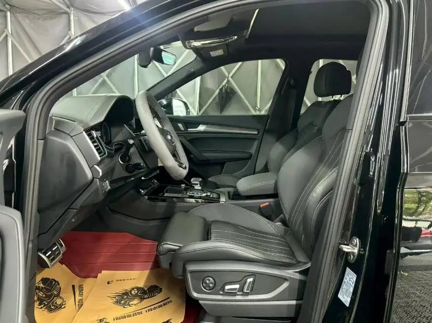 Audi 2023 Q5L 2.0TFSI 45TFSI luxury dynamic automatic transmission 4