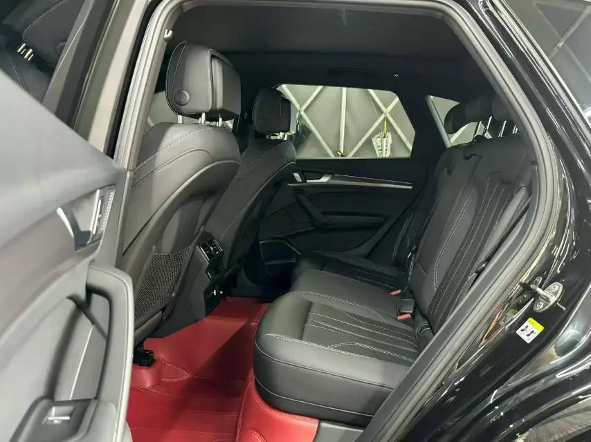 Audi 2023 Q5L 2.0TFSI 45TFSI luxury dynamic automatic transmission 6