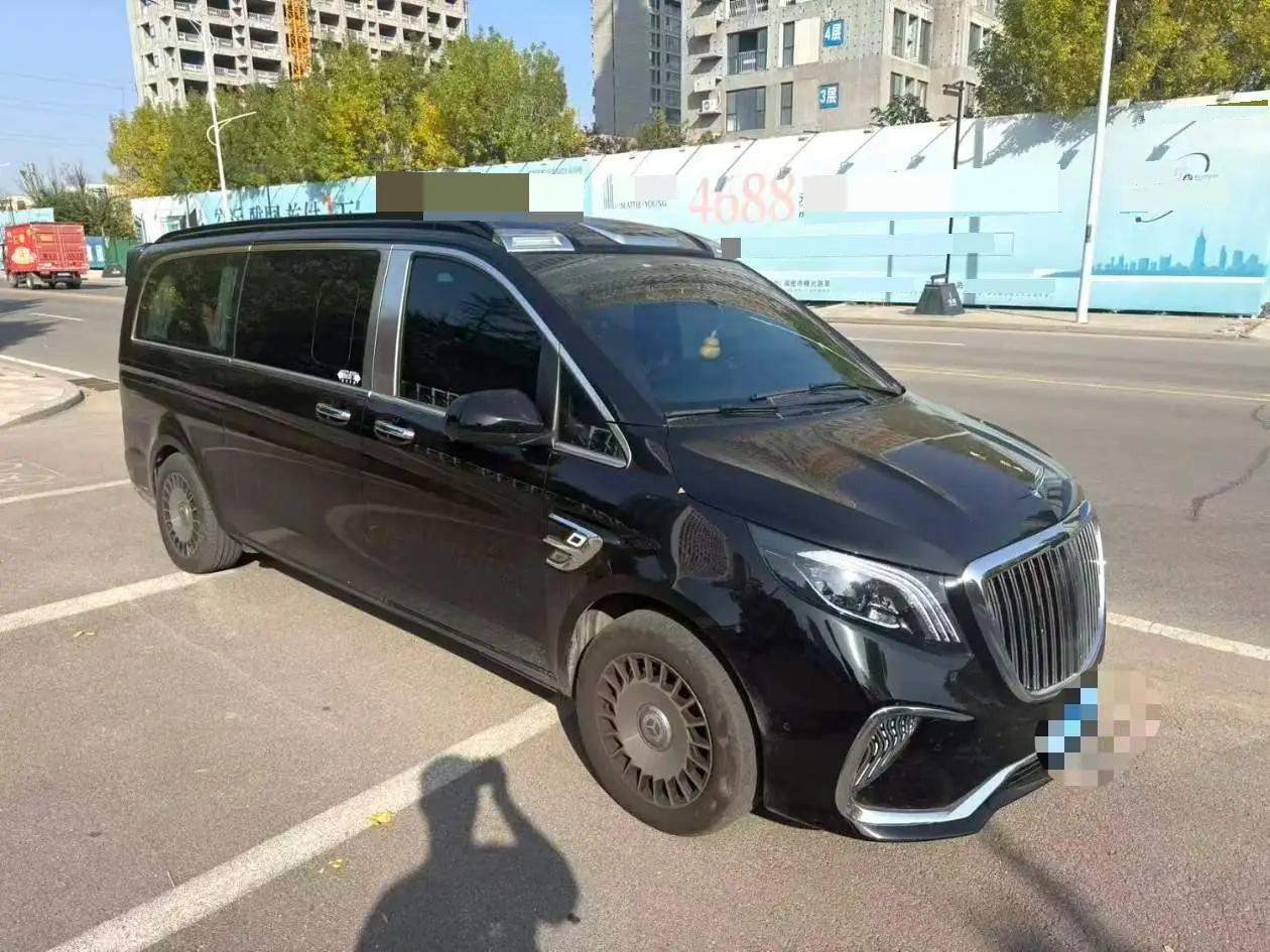 Mercedes Benz 2023 V-Class 2.0T Business Edition 7-Seater Automatic 3