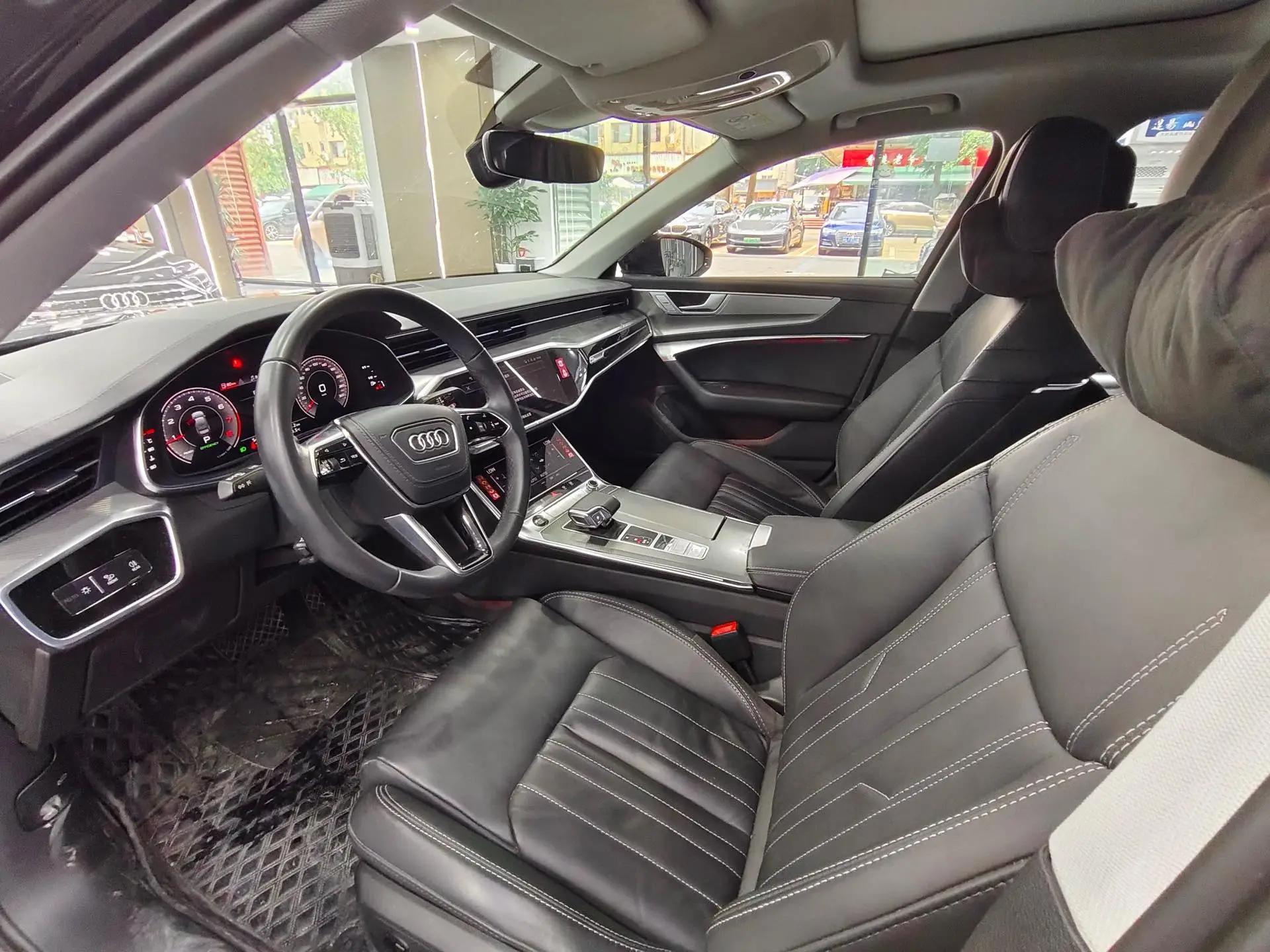 Audi A6L 2022 45 TFSI Selected Dynamic Type 4