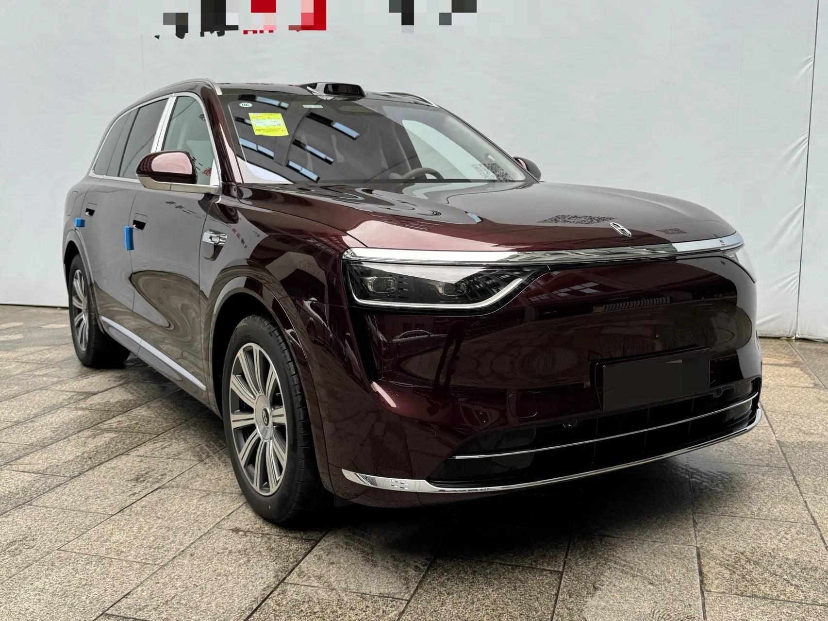 AITO M8 2025 extended range Max version 53.4kWh 6-seat version 3