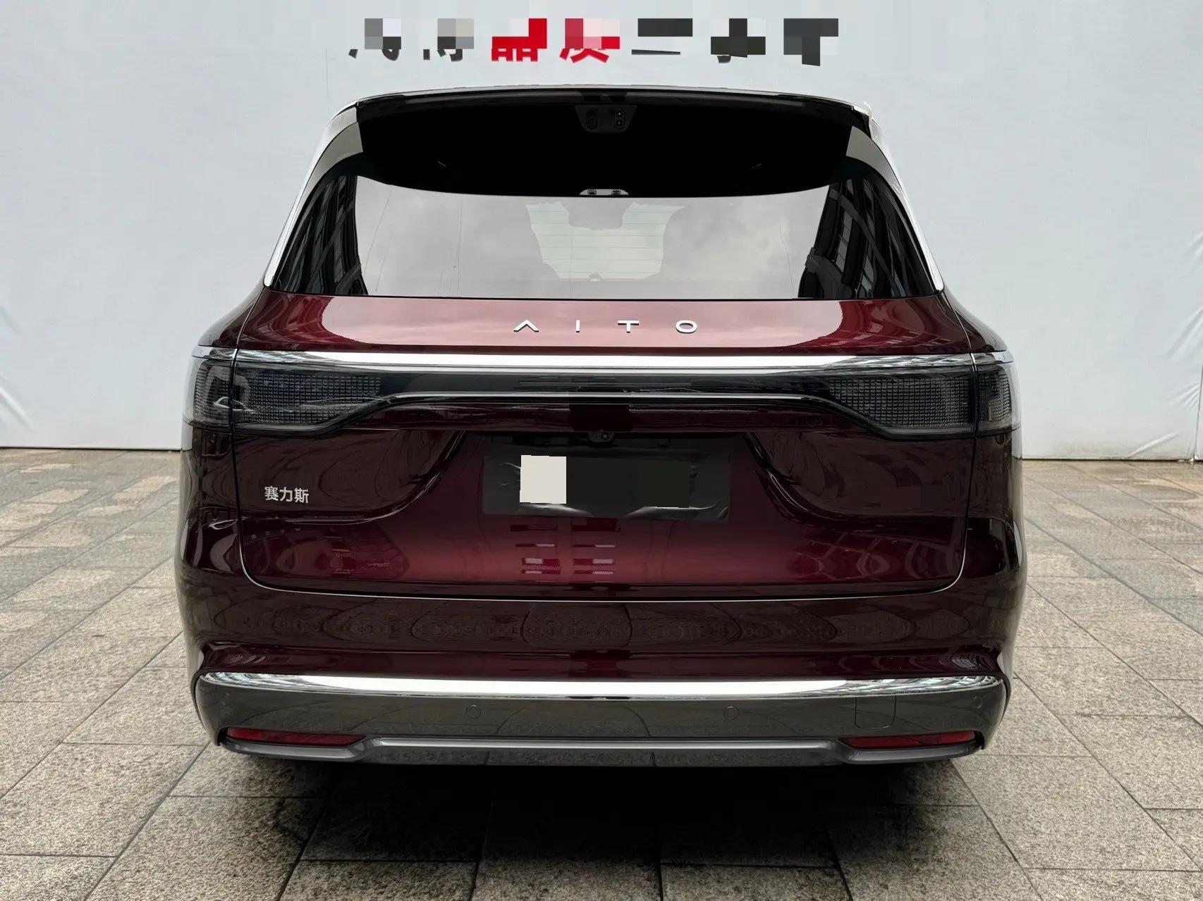 AITO M8 2025 extended range Max version 53.4kWh 6-seat version 6