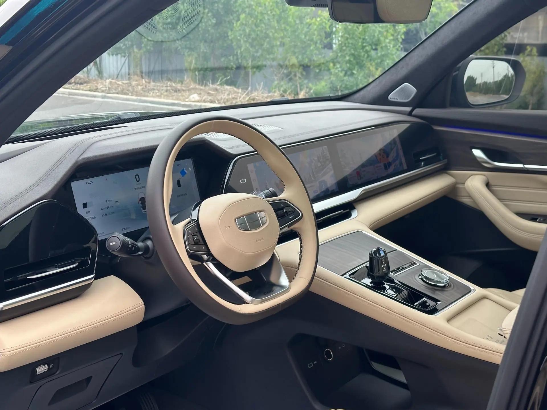 Geely 2025 XingyueL (Monjaro) 2.0TD Oriental Obsidian Star Edition Automatic Gear 4