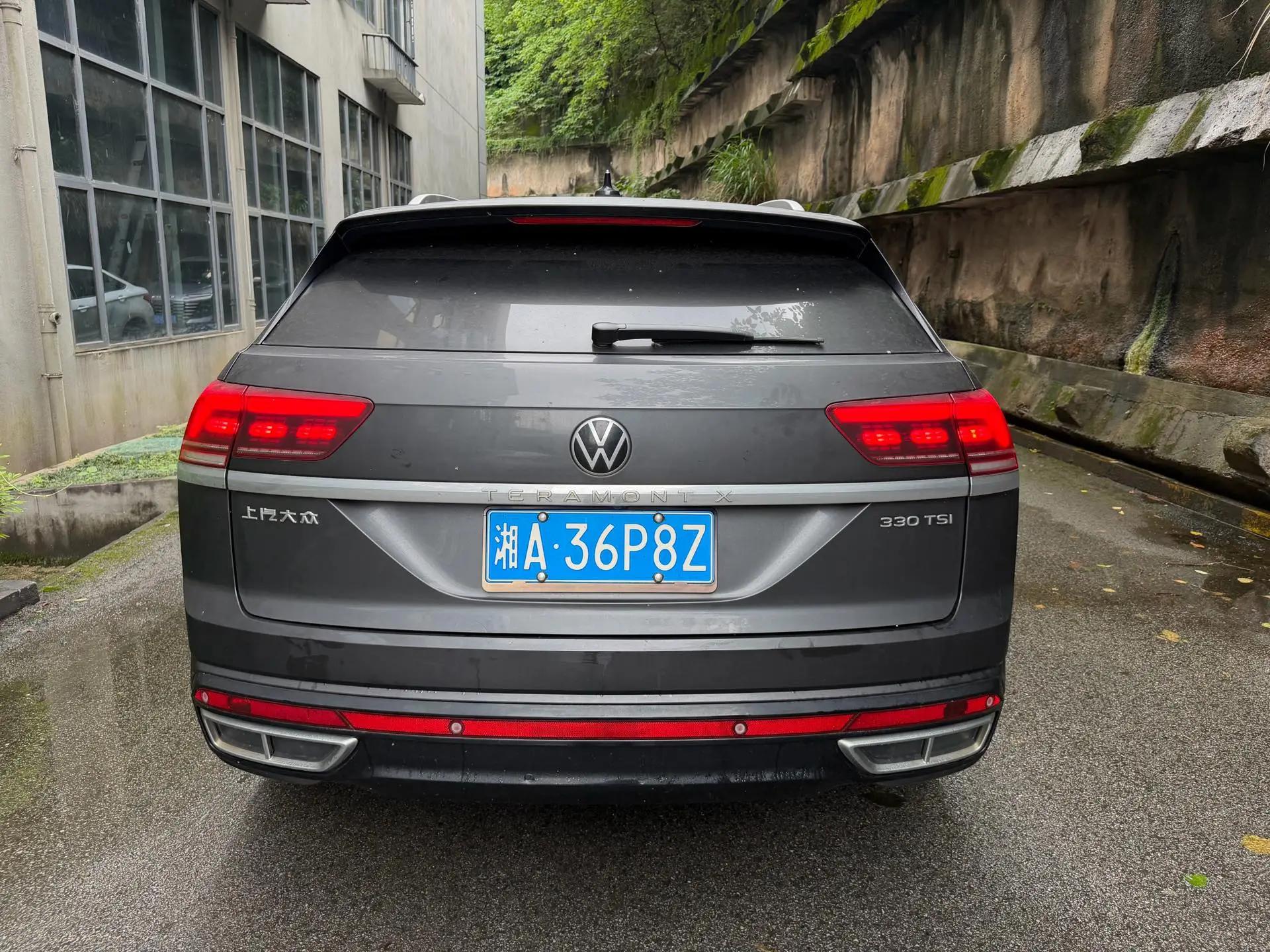 Touang 2022 330TSI Two-Drive Deluxe Edition 3