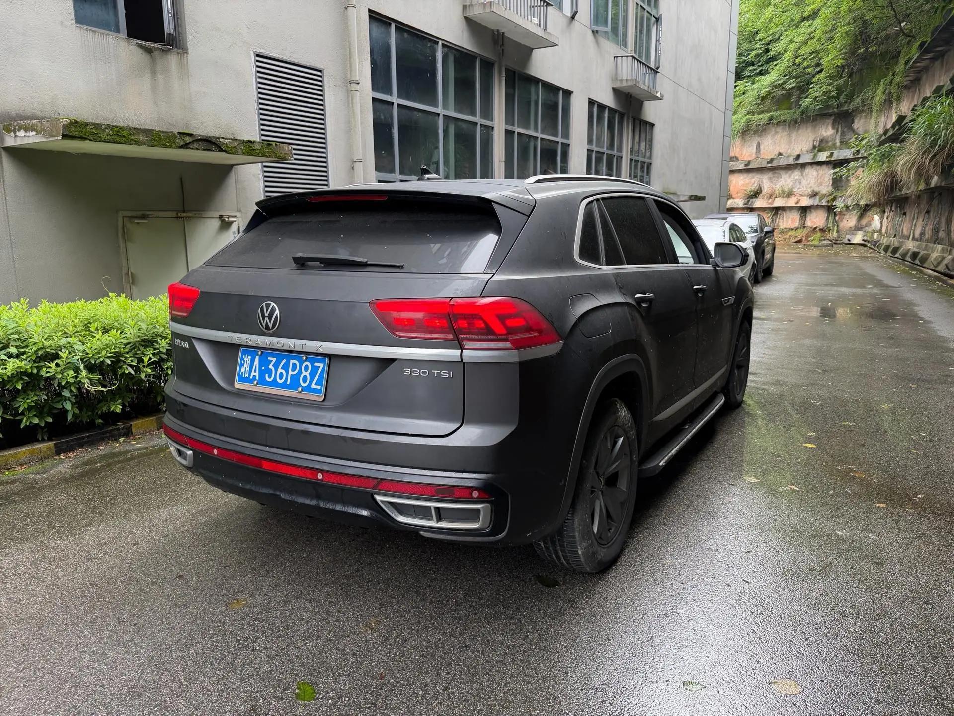 Touang 2022 330TSI Two-Drive Deluxe Edition 4