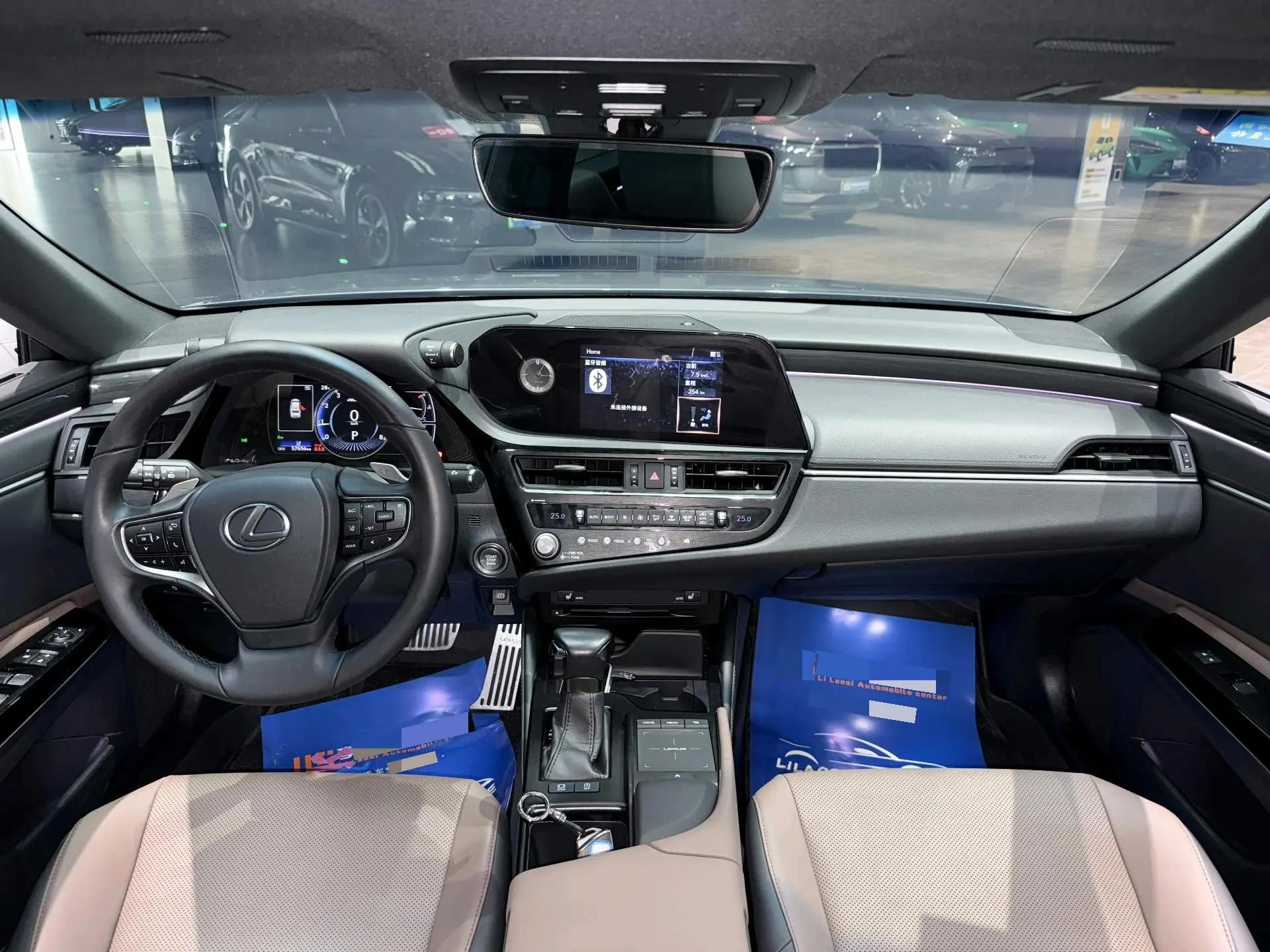 Lexus ES 2022 200 Excellence Edition 8