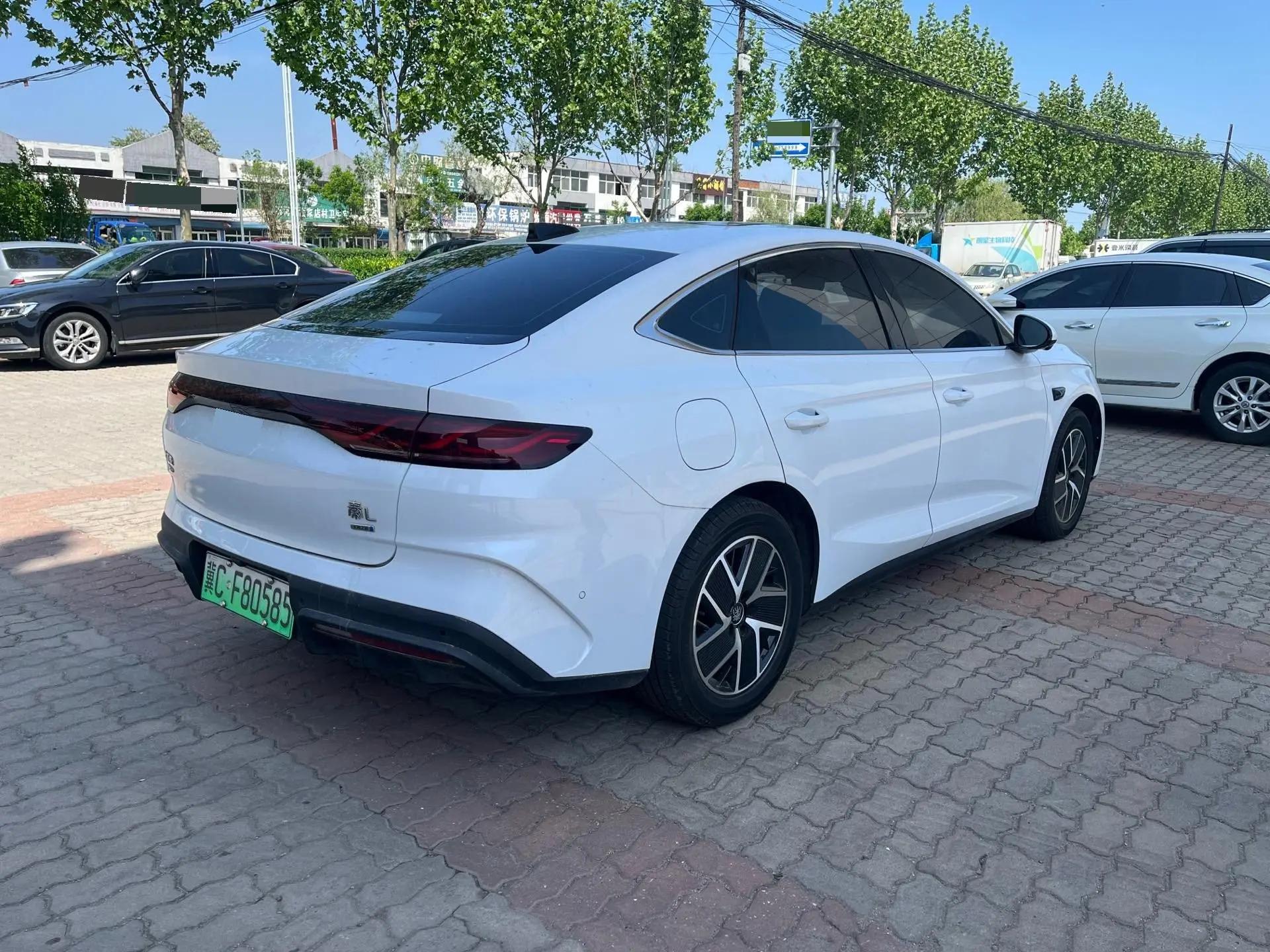 BYD 2025 Qin L DM-i 1.5 CVT Intelligent Drive 120KM Leading Edition Automatic 4