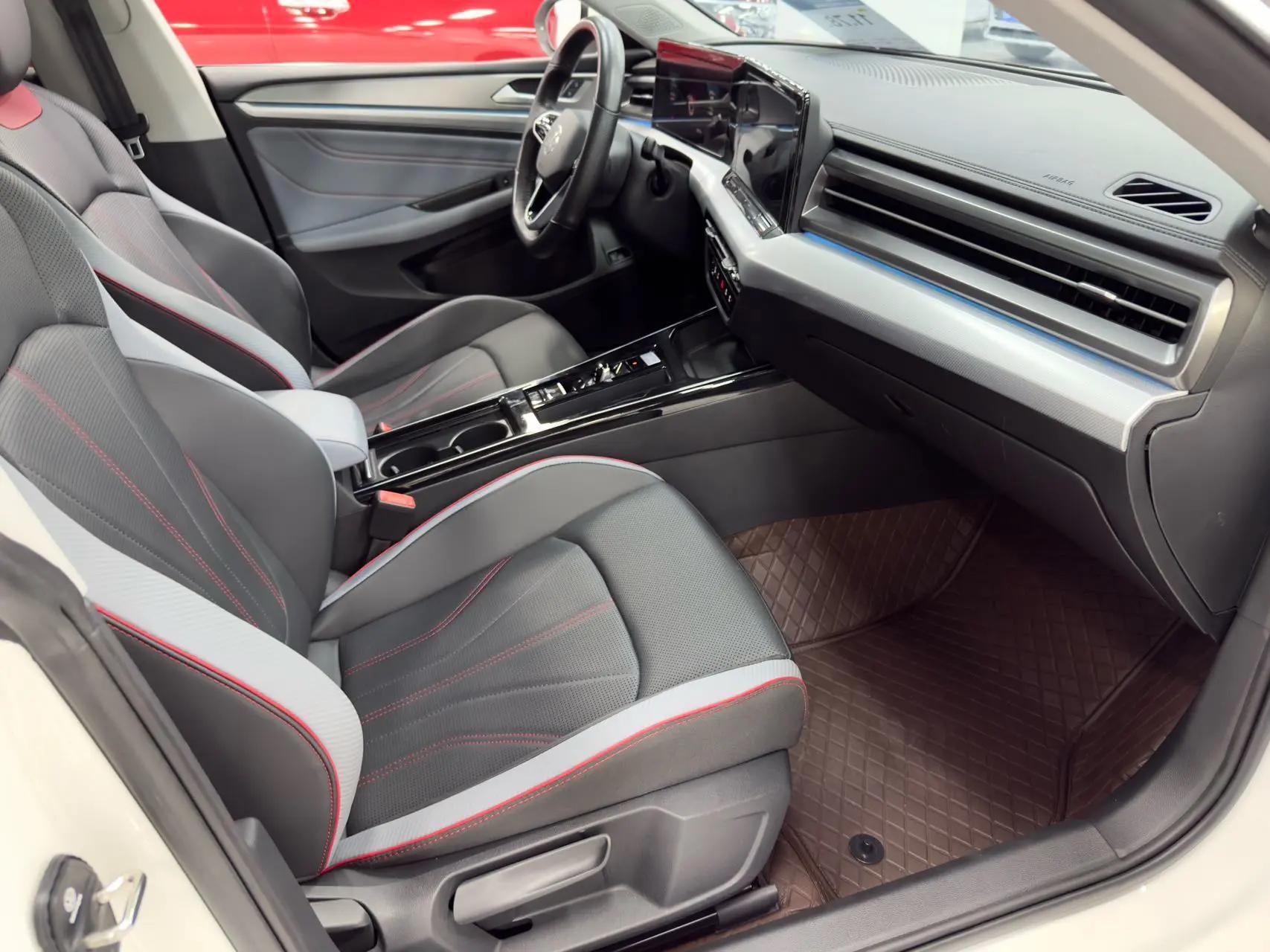 Lamando 2022 Model Lamando L 280TSI DSG Cool & Spicy Edition 6
