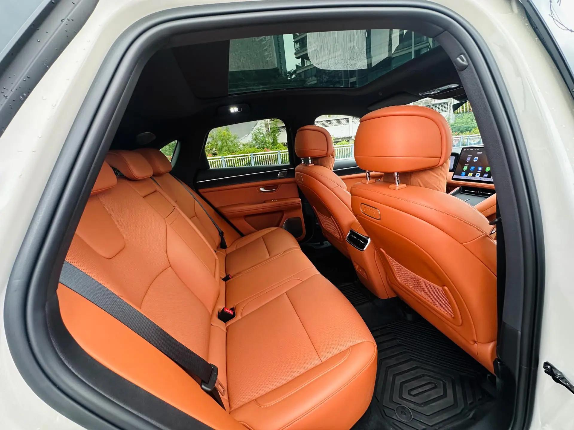 AITO 2025 AITO M5 extended range Ultra 4-wheel drive version automatic gear 13