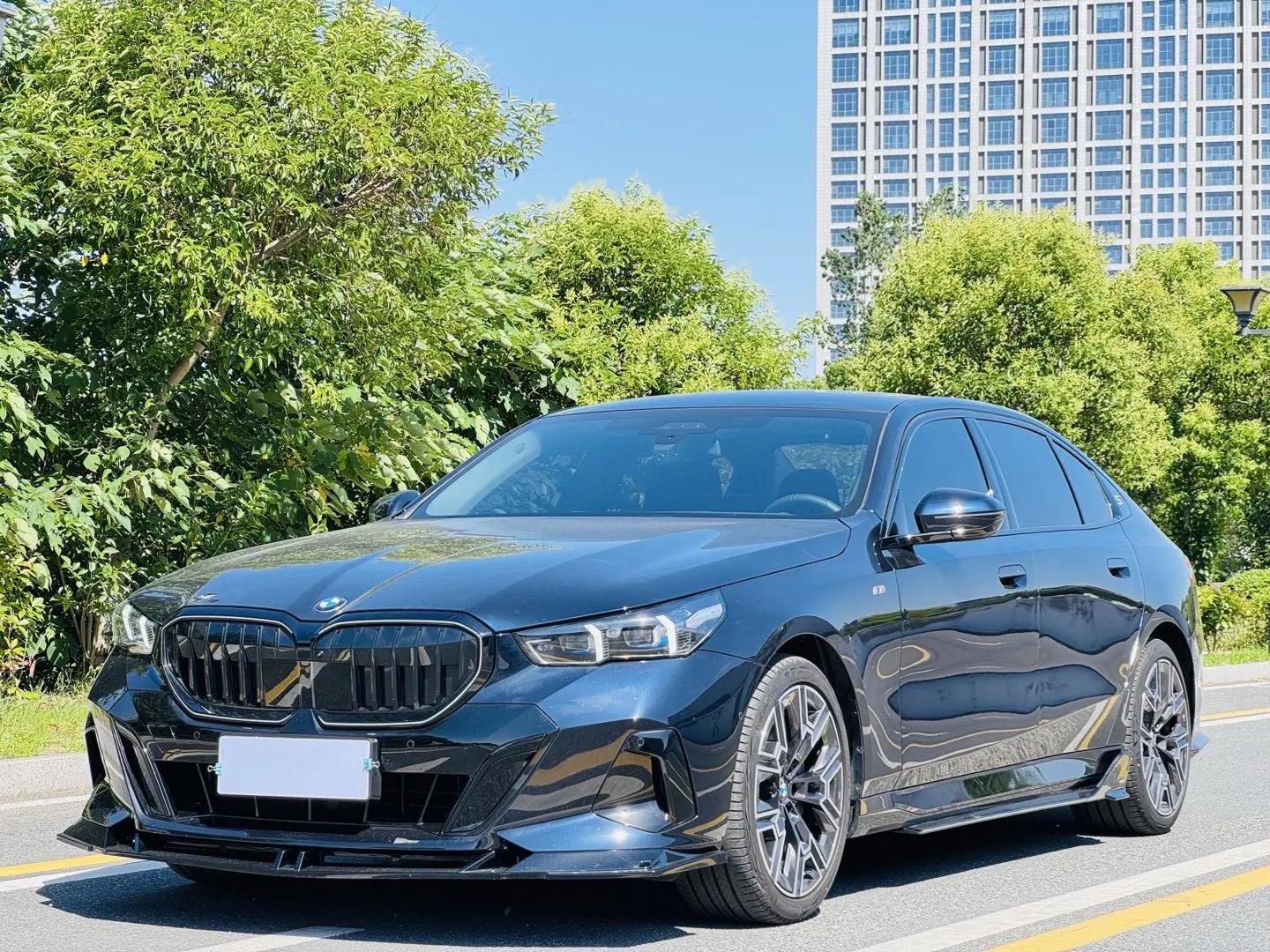 BMW 5 Series 2024 530Li 48V 2.0T Luxury Model M Sport Package Automatic