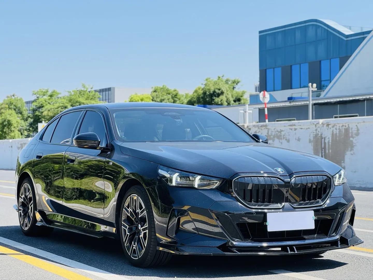 BMW 5 Series 2024 530Li 48V 2.0T Luxury Model M Sport Package Automatic 3