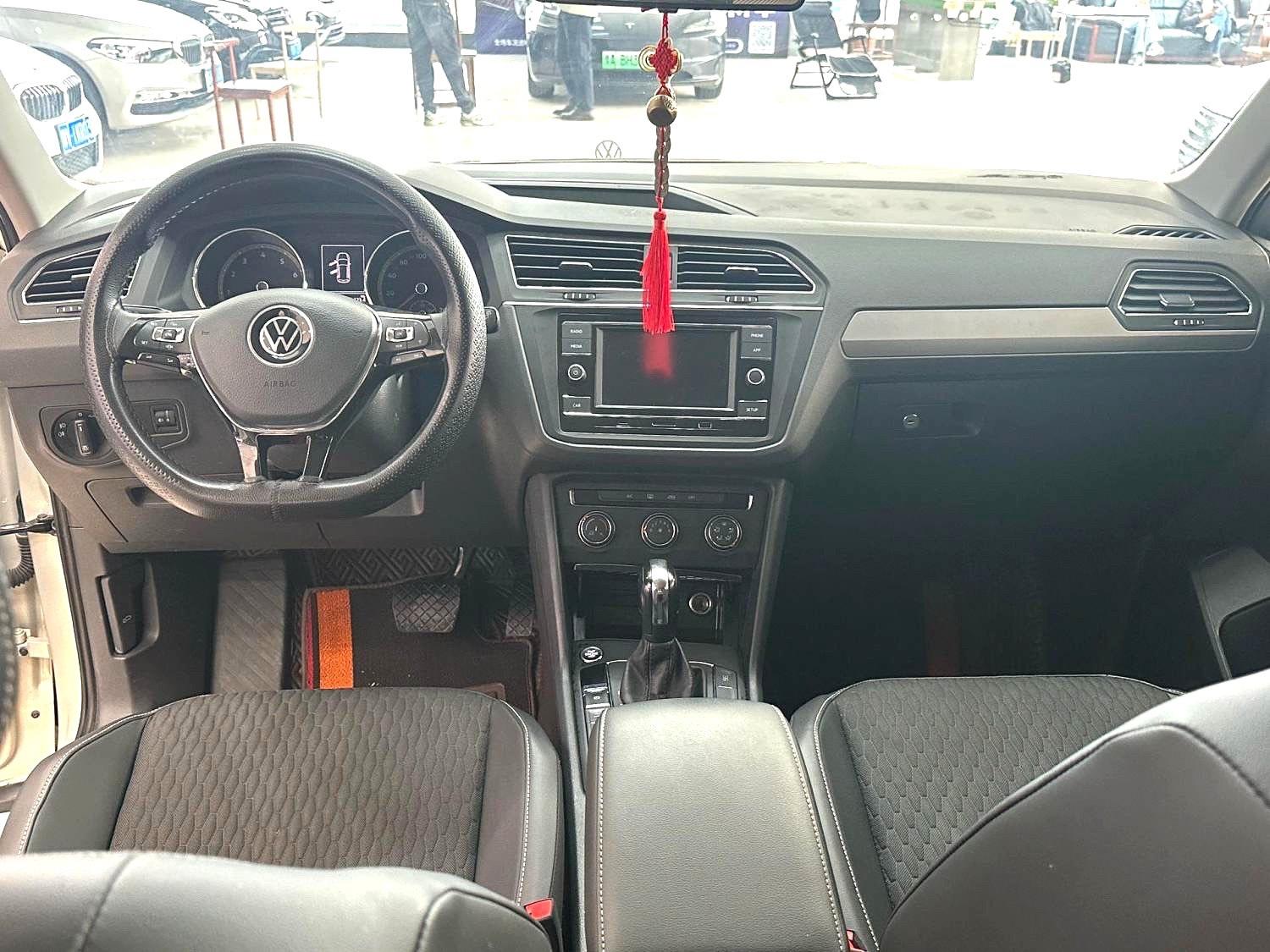 Tiguan L 2021 280TSI Automatic Two-Drive Smart Edition 6