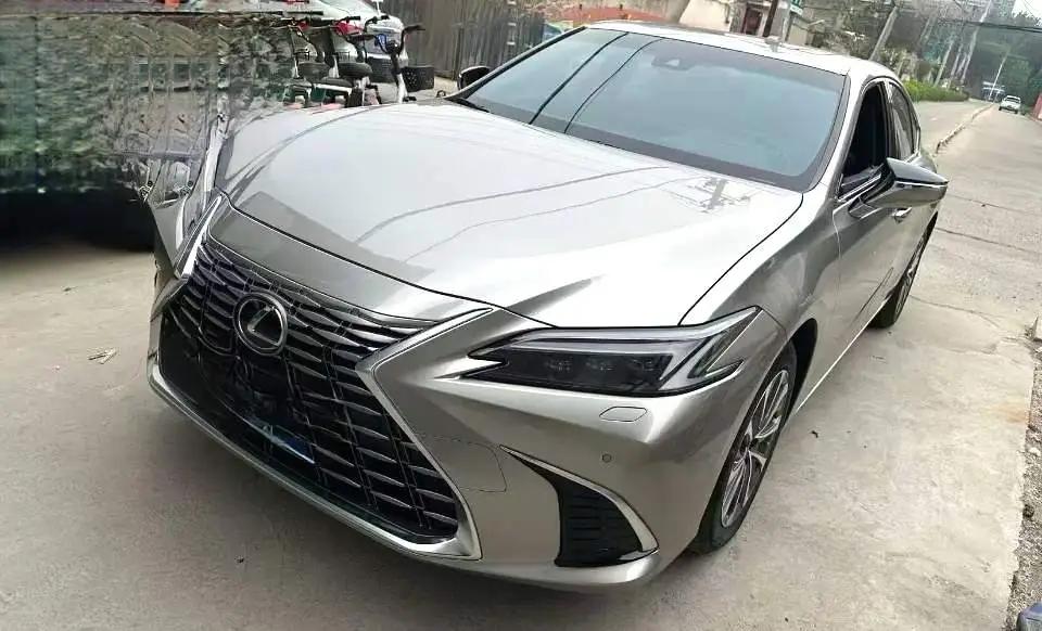 Lexus ES (Imported) 2025 ES200 2.0 CVT Prestige Edition Automatic