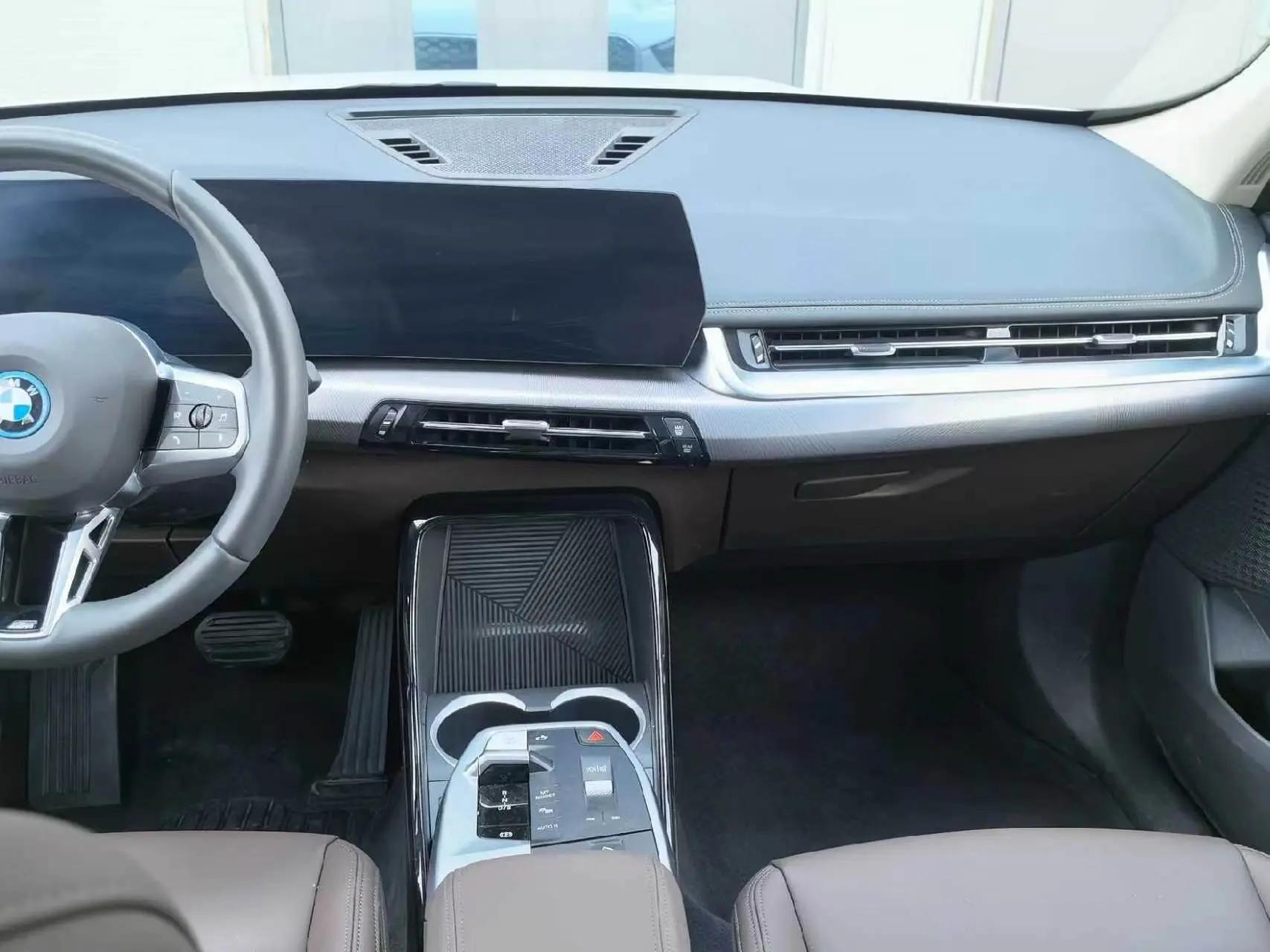 BMW 2025 iX1 eDrive25L eDrive25L M Sport Package Automatic 6