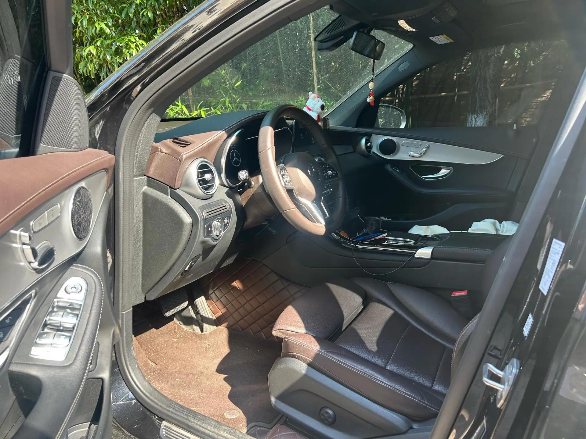 Mercedes Benz GLC 2022 changed to three GLC 260 L 4MATIC dynamic 2
